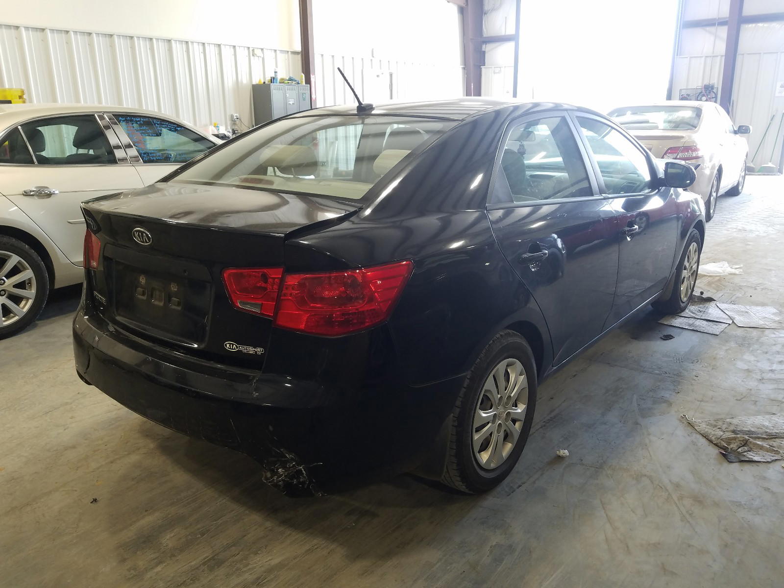 Photo 4 from auction – 2011 KIA FORTE LX with VIN KNAFT4A22B5436036