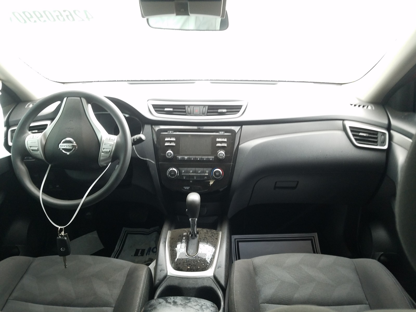 Photo 9 from auction – 2016 NISSAN ROGUE S with VIN KNMAT2MV1GP602274