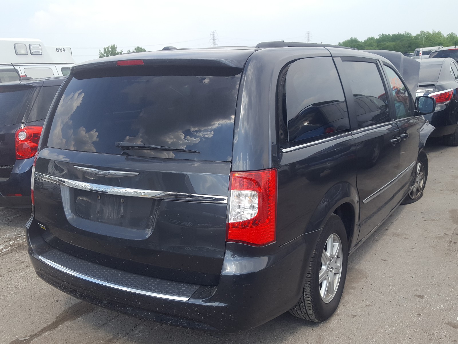 Photo 4 from auction – 2012 CHRYSLER TOWN & COU with VIN 2C4RC1BG3CR140309