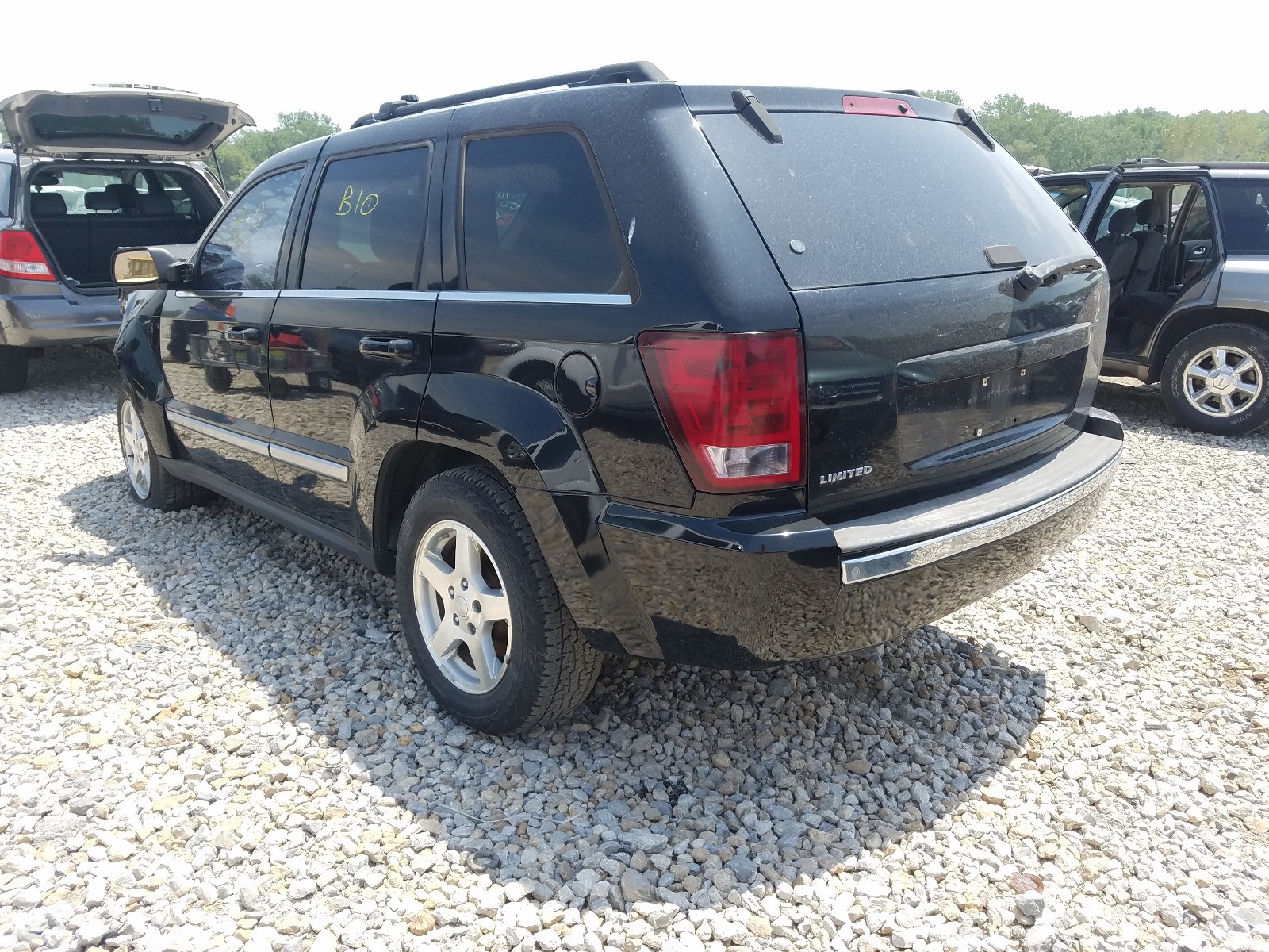 Photo 3 from auction – 2006 JEEP GRAND CHER with VIN 1J4HR58N26C162641