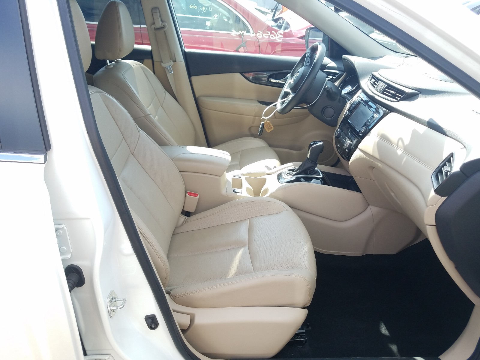 Photo 5 from auction – 2017 NISSAN ROGUE SV with VIN 5N1AT2MV9HC816658