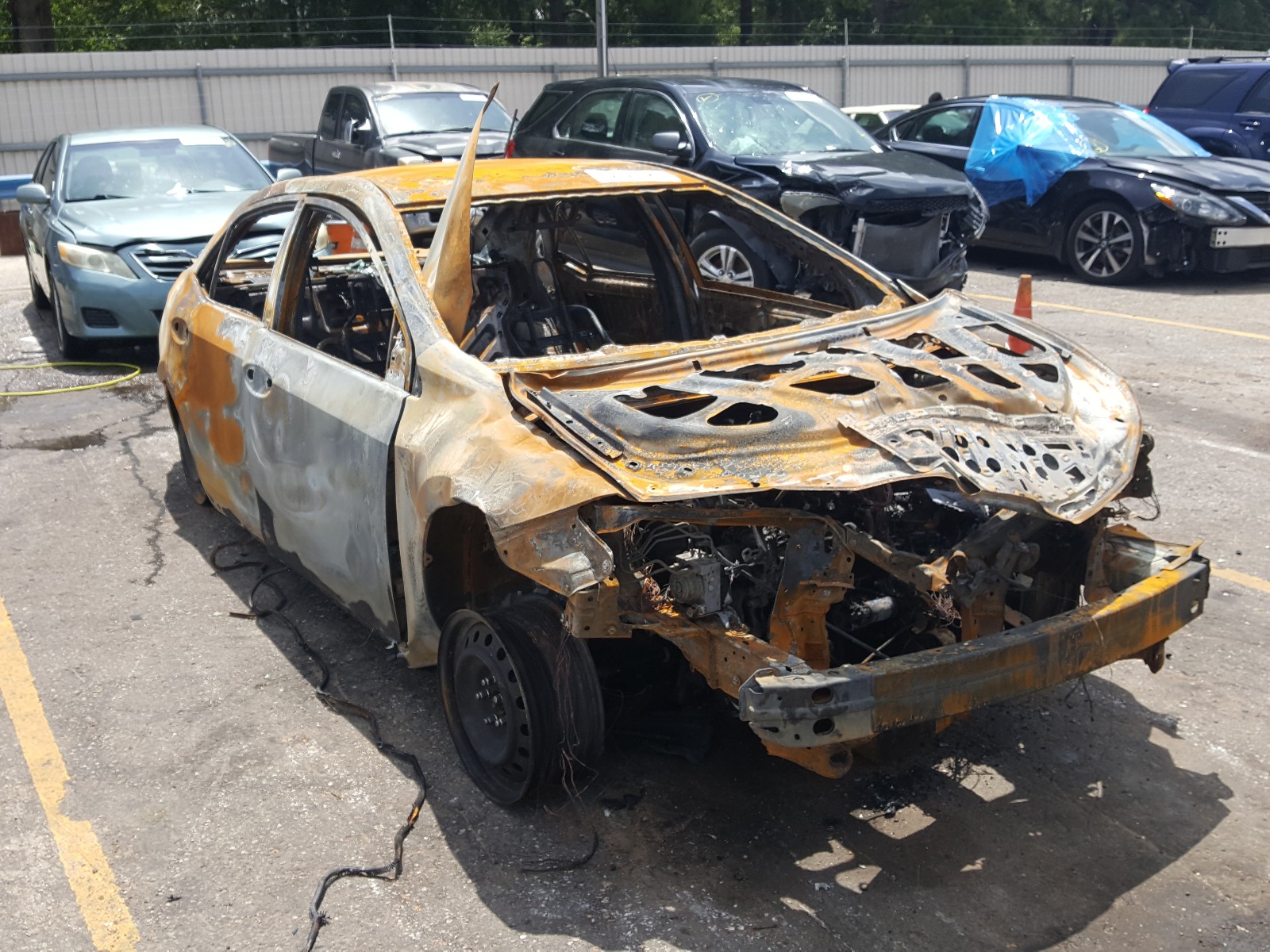 Photo 1 from auction – 2018 TOYOTA COROLLA L with VIN 5YFBURHE9JP761702