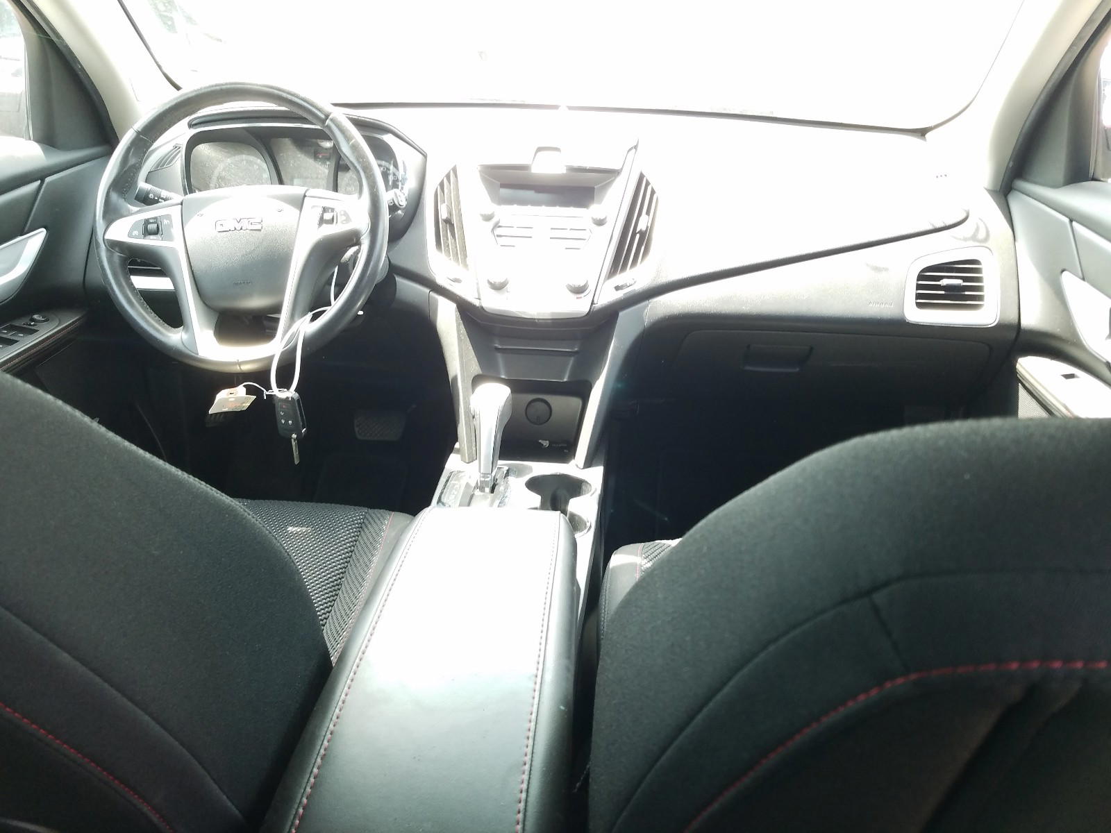 Photo 9 from auction – 2011 GMC TERRAIN SL with VIN 2CTFLSE58B6295283