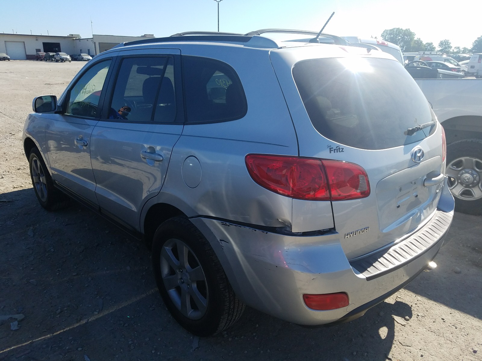 Photo 3 from auction – 2007 HYUNDAI SANTA FE S with VIN 5NMSH13E07H000508