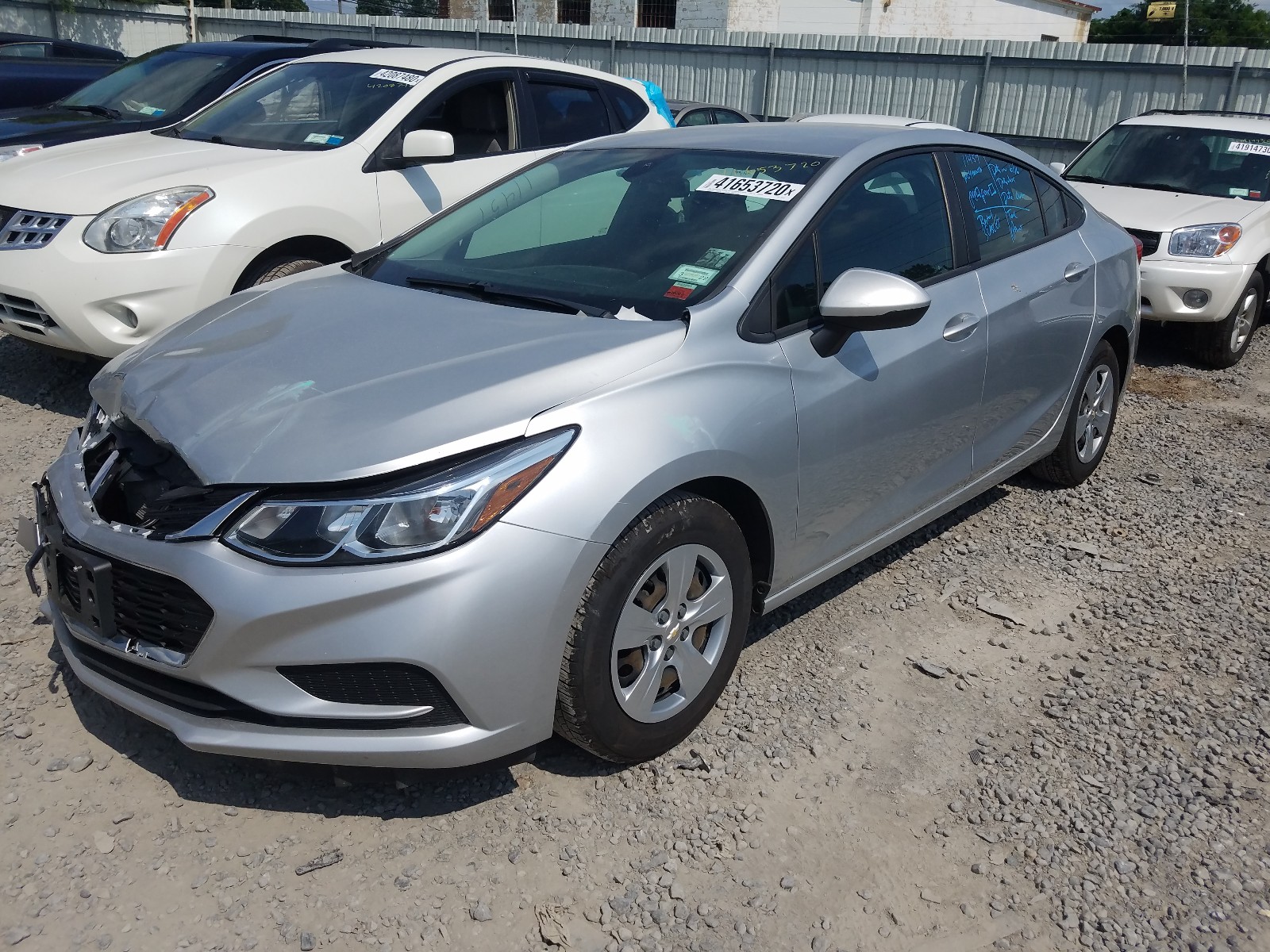 Photo 2 from auction – 2017 CHEVROLET CRUZE LS with VIN 1G1BC5SM2H7164326