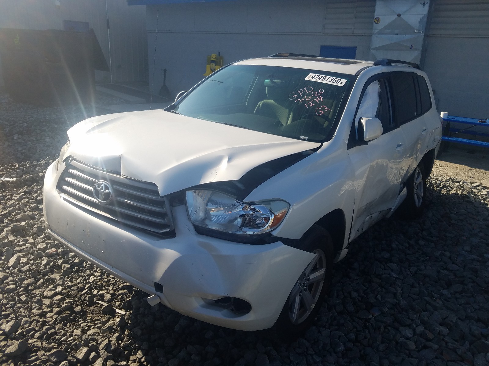 Photo 2 from auction – 2010 TOYOTA HIGHLANDER with VIN 5TDBK3EH5AS001274