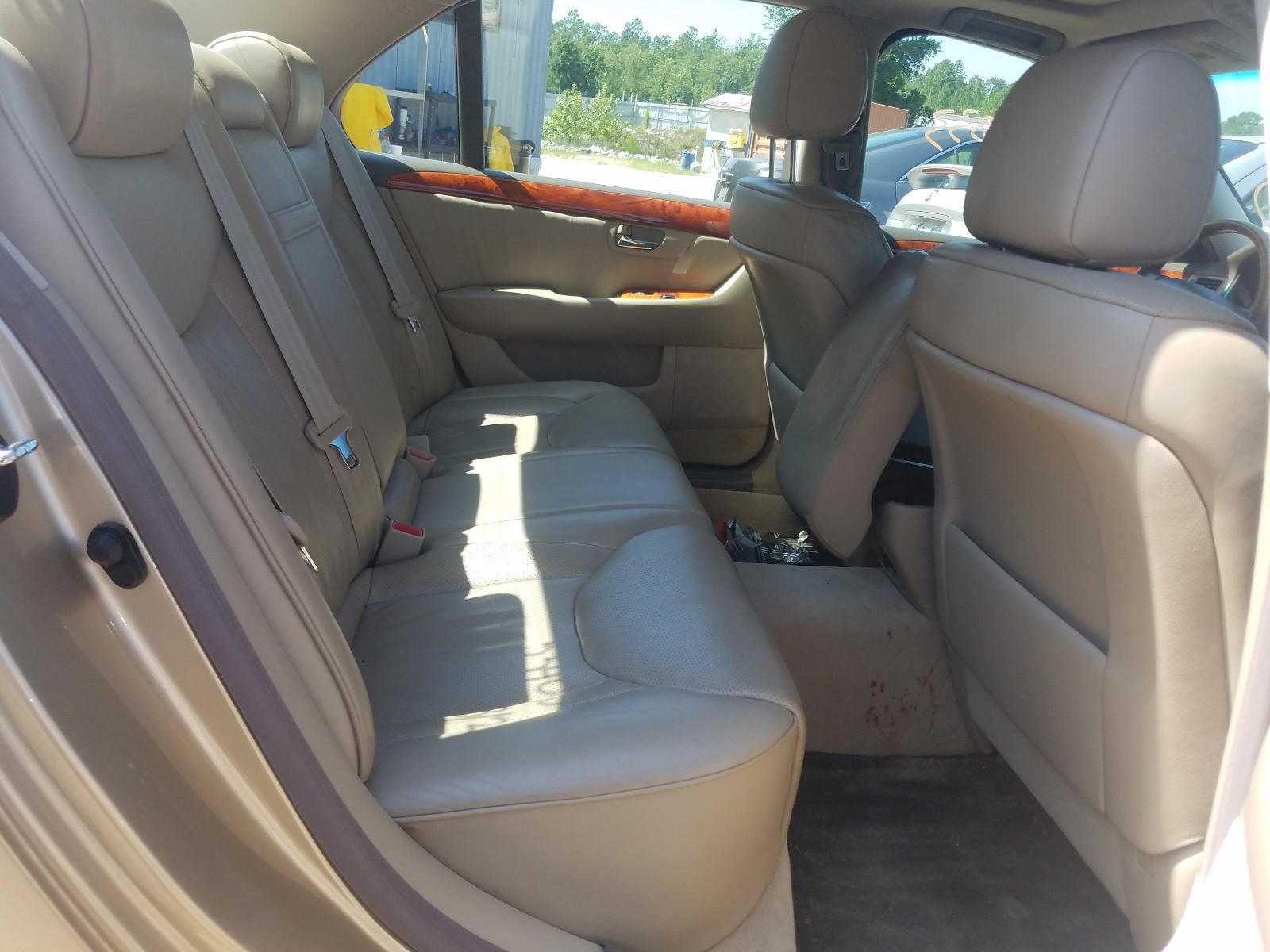 Photo 6 from auction – 2003 LEXUS LS 430 with VIN JTHBN30F630101322