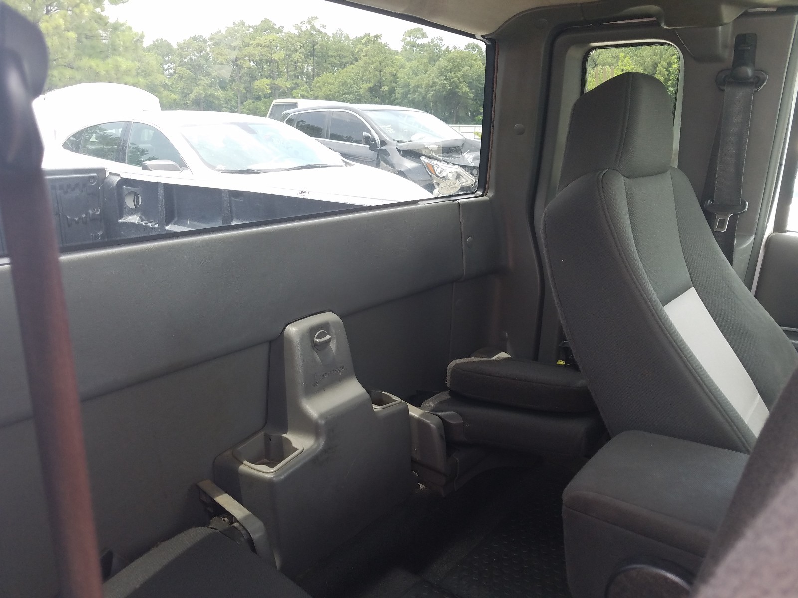 Photo 6 from auction – 2007 FORD RANGER SUP with VIN 1FTYR44U07PA29089