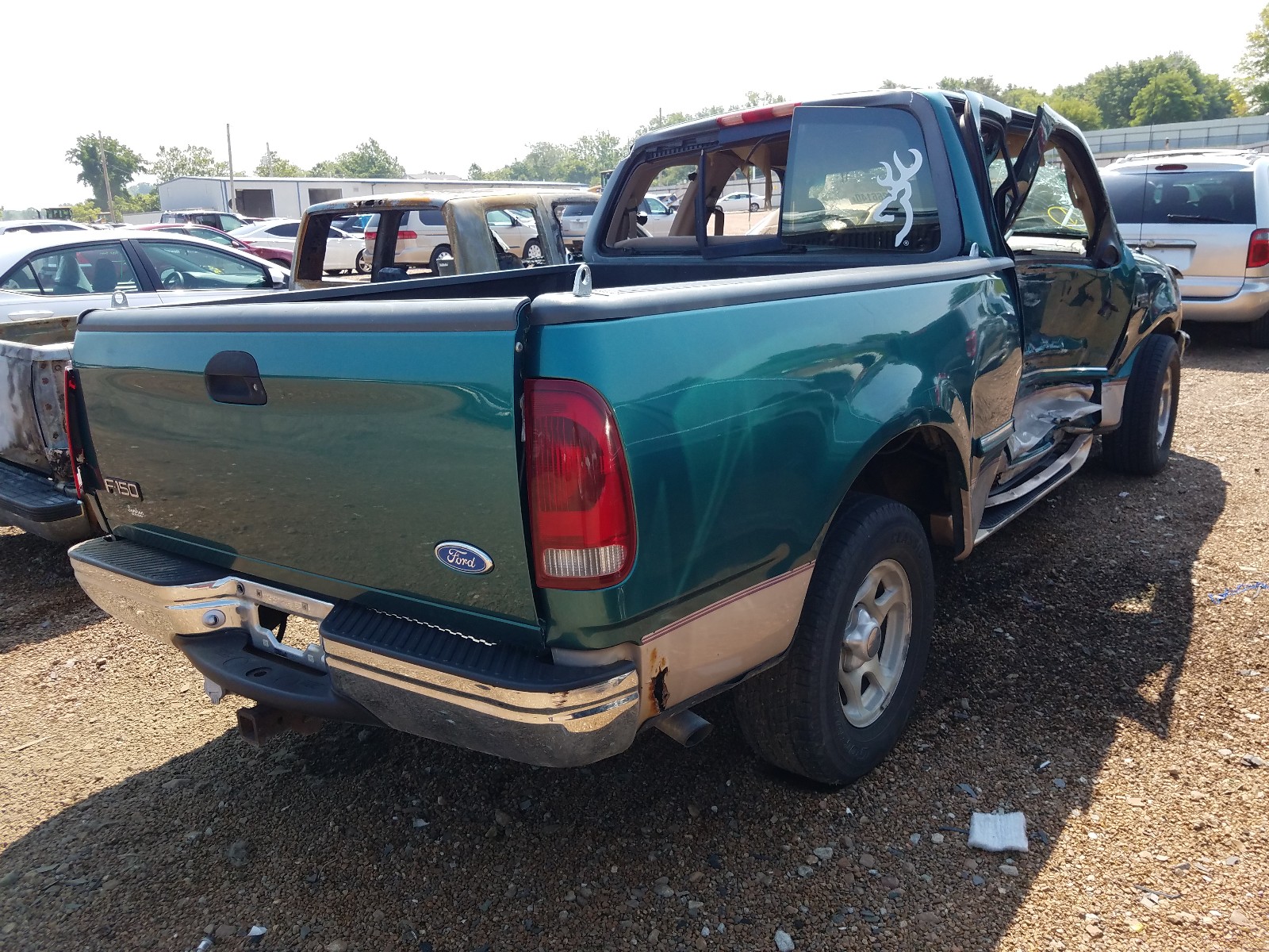 Photo 4 from auction – 1997 FORD F150 with VIN 1FTDX1762VNB21345