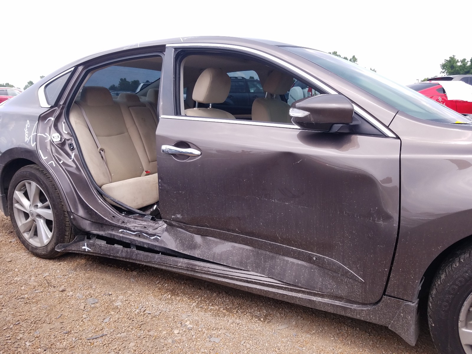 Photo 9 from auction – 2015 NISSAN ALTIMA 2.5 with VIN 1N4AL3AP3FC107386