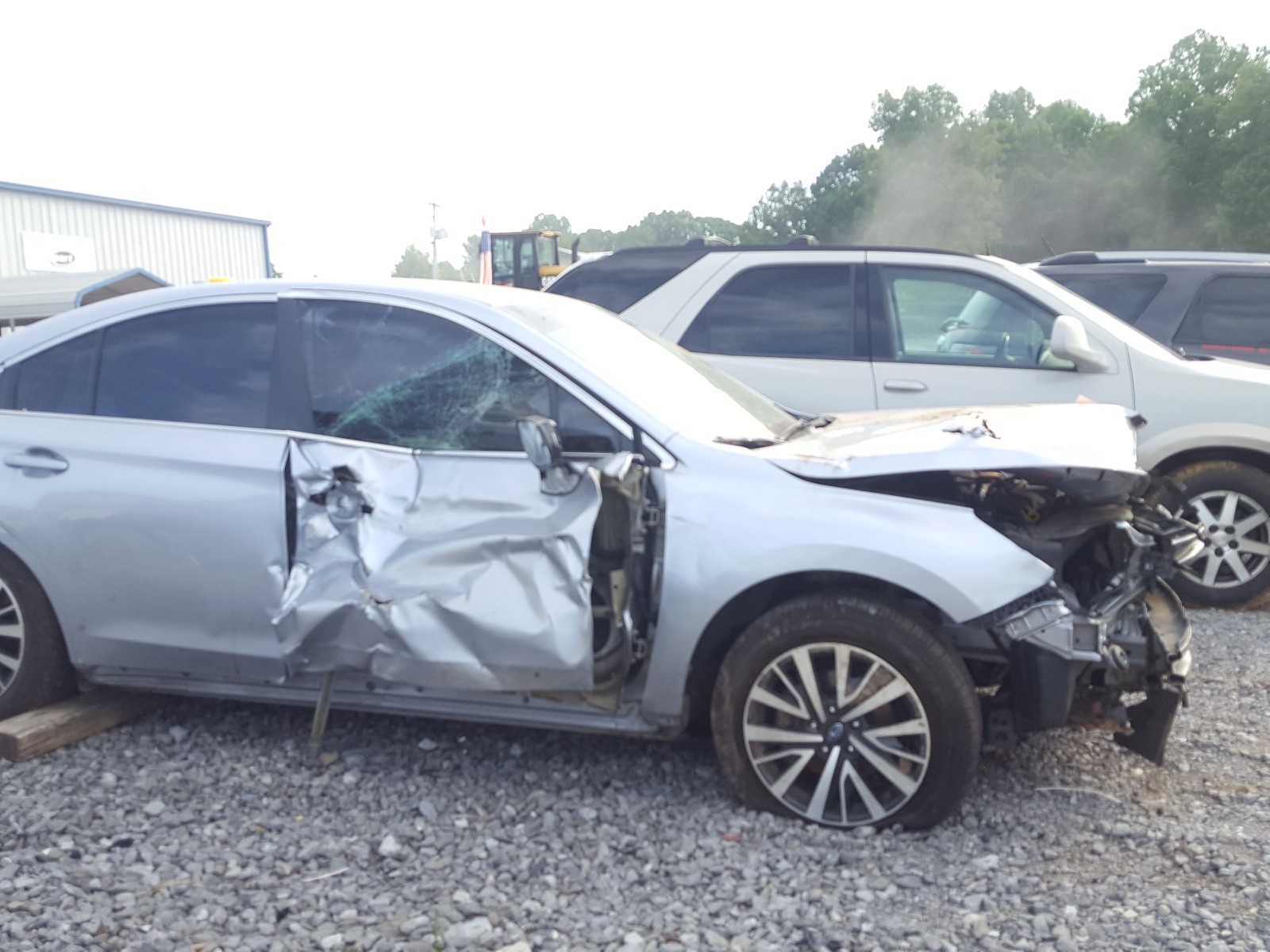 Photo 19 from auction – 2018 SUBARU LEGACY 2.5 with VIN 4S3BNAC69J3032445