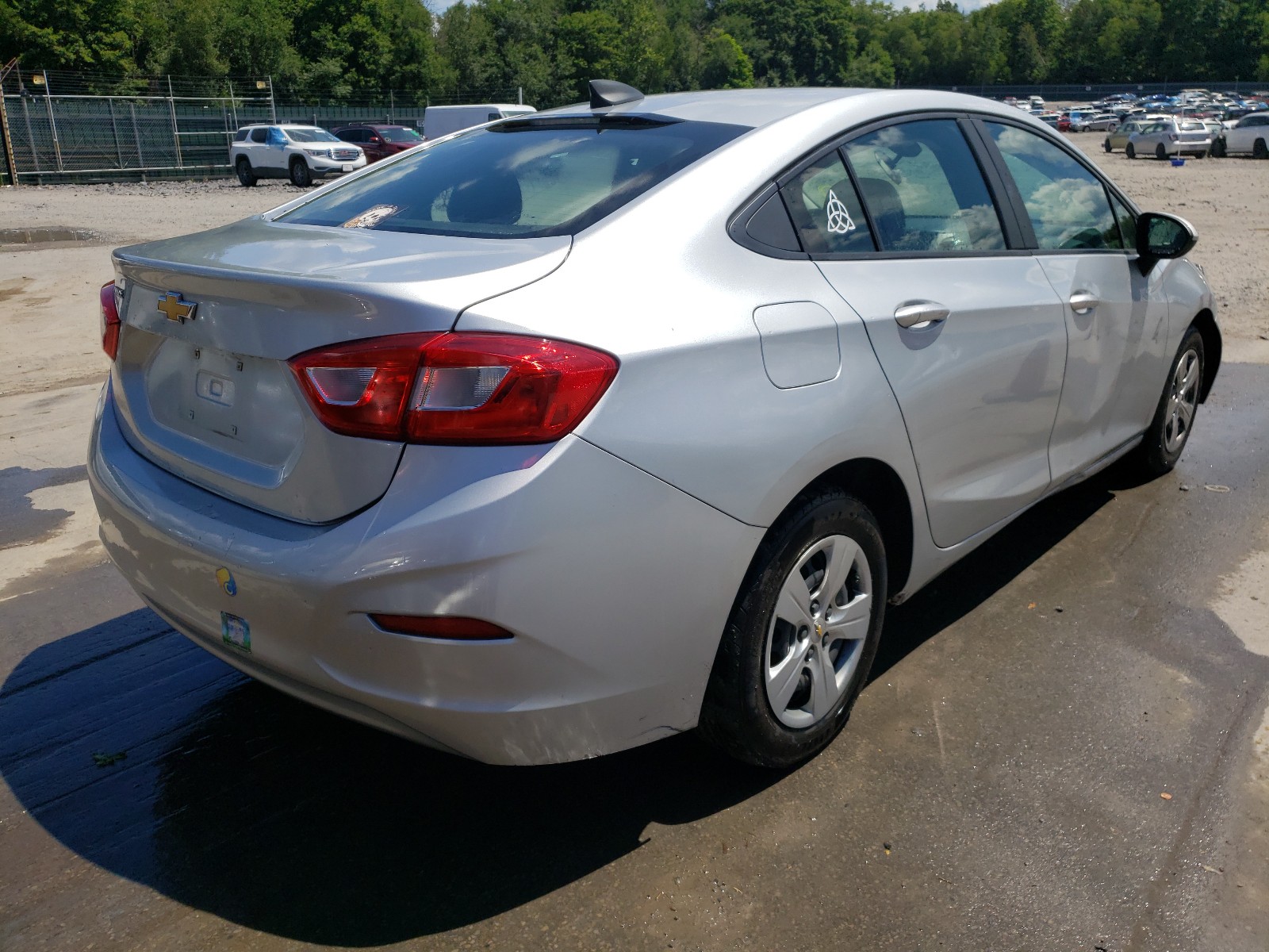 Photo 4 from auction – 2016 CHEVROLET CRUZE LS with VIN 1G1BC5SM2G7238505