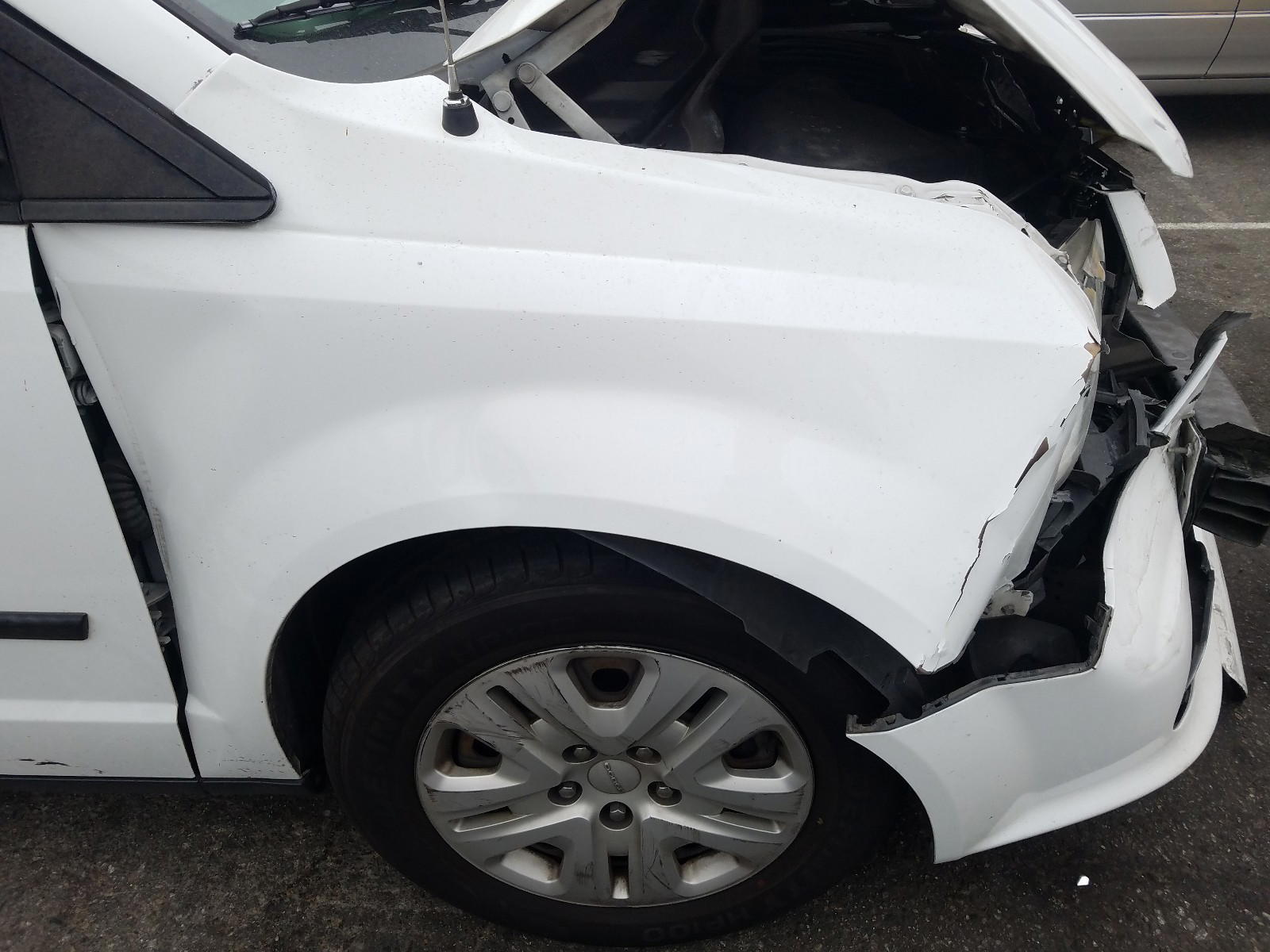 Photo 9 from auction – 2016 DODGE GRAND CARA with VIN 2C4RDGBG5GR144822