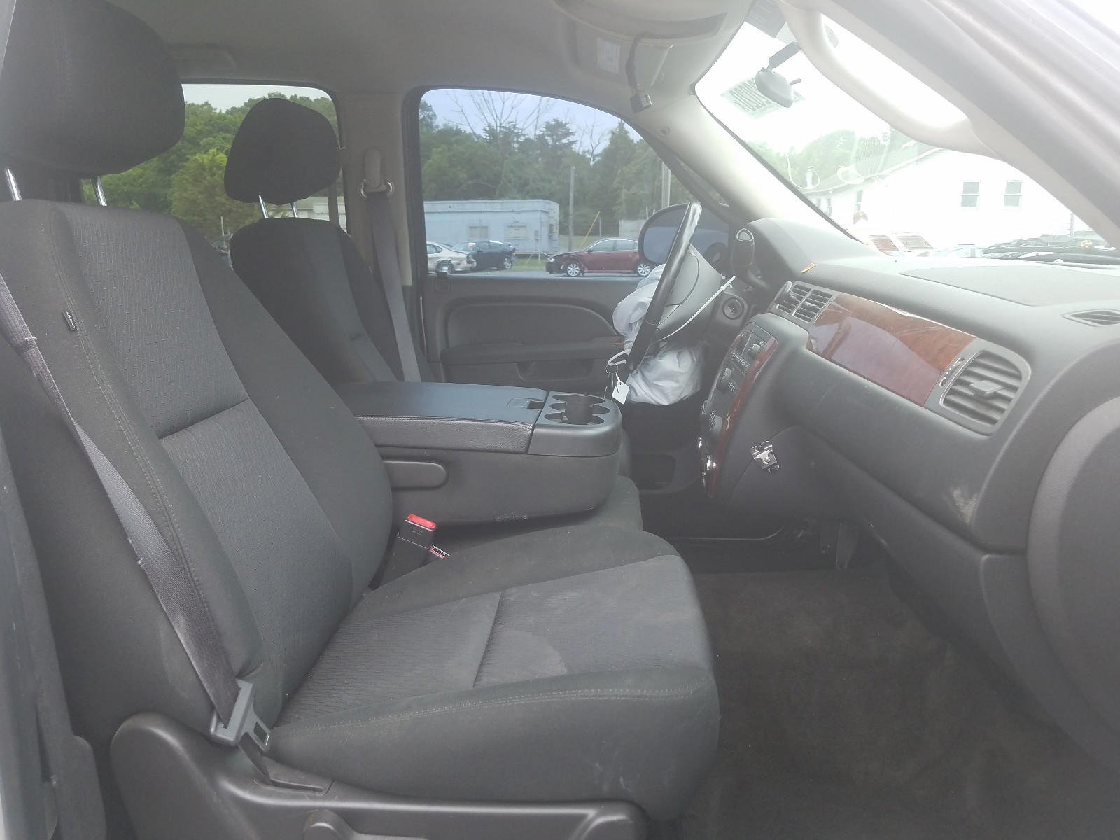 Photo 5 from auction – 2012 CHEVROLET AVALANCHE with VIN 3GNTKEE70CG155472
