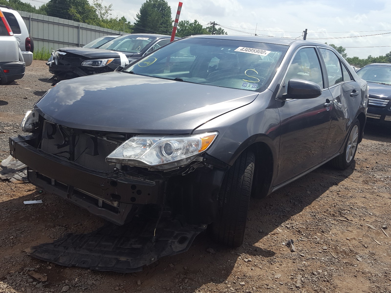 Photo 2 from auction – 2014 TOYOTA CAMRY SE with VIN 4T1BK1FK7EU026396