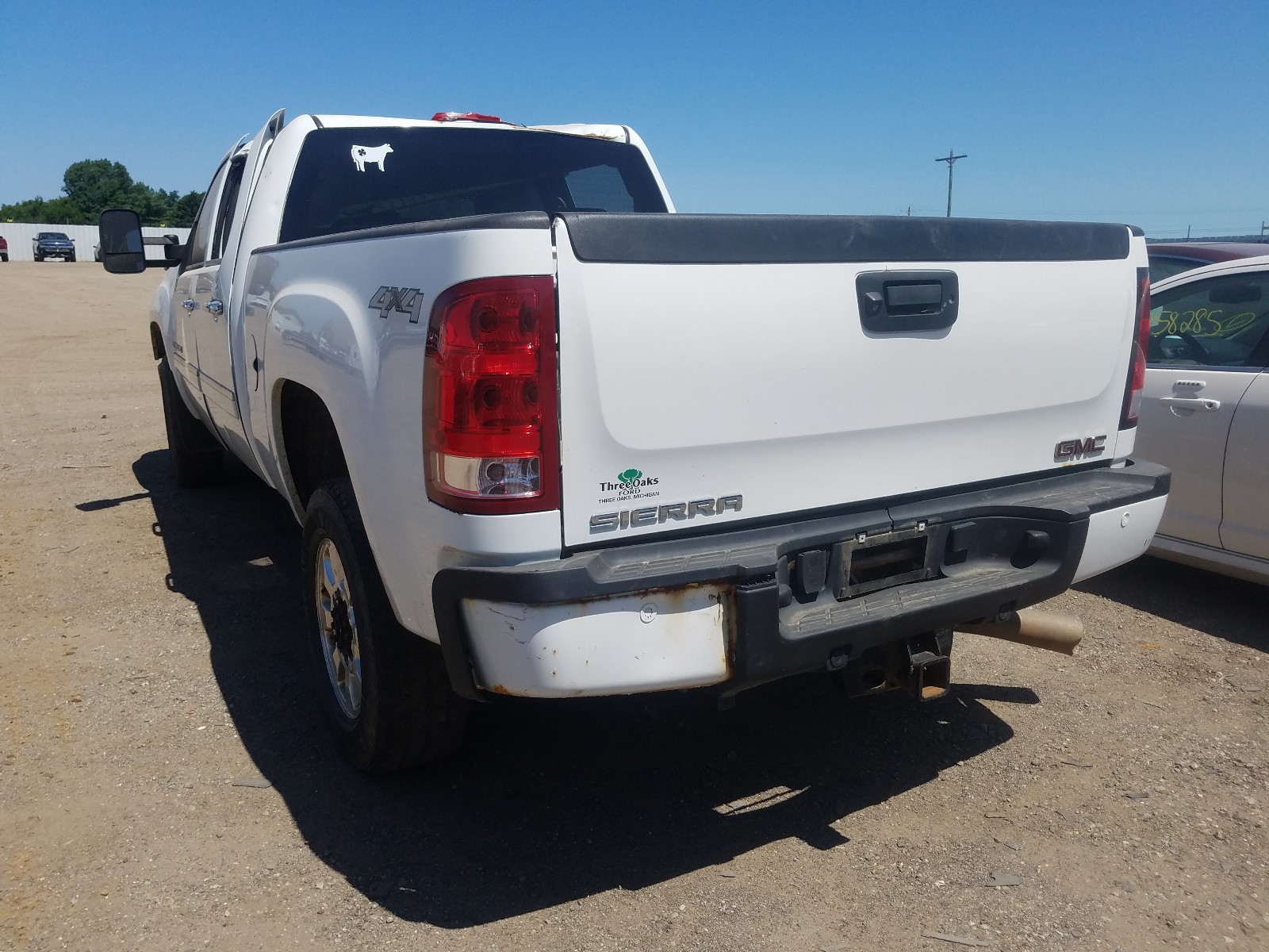 Photo 3 from auction – 2012 GMC SIERRA K25 with VIN 1GT125E81CF178107