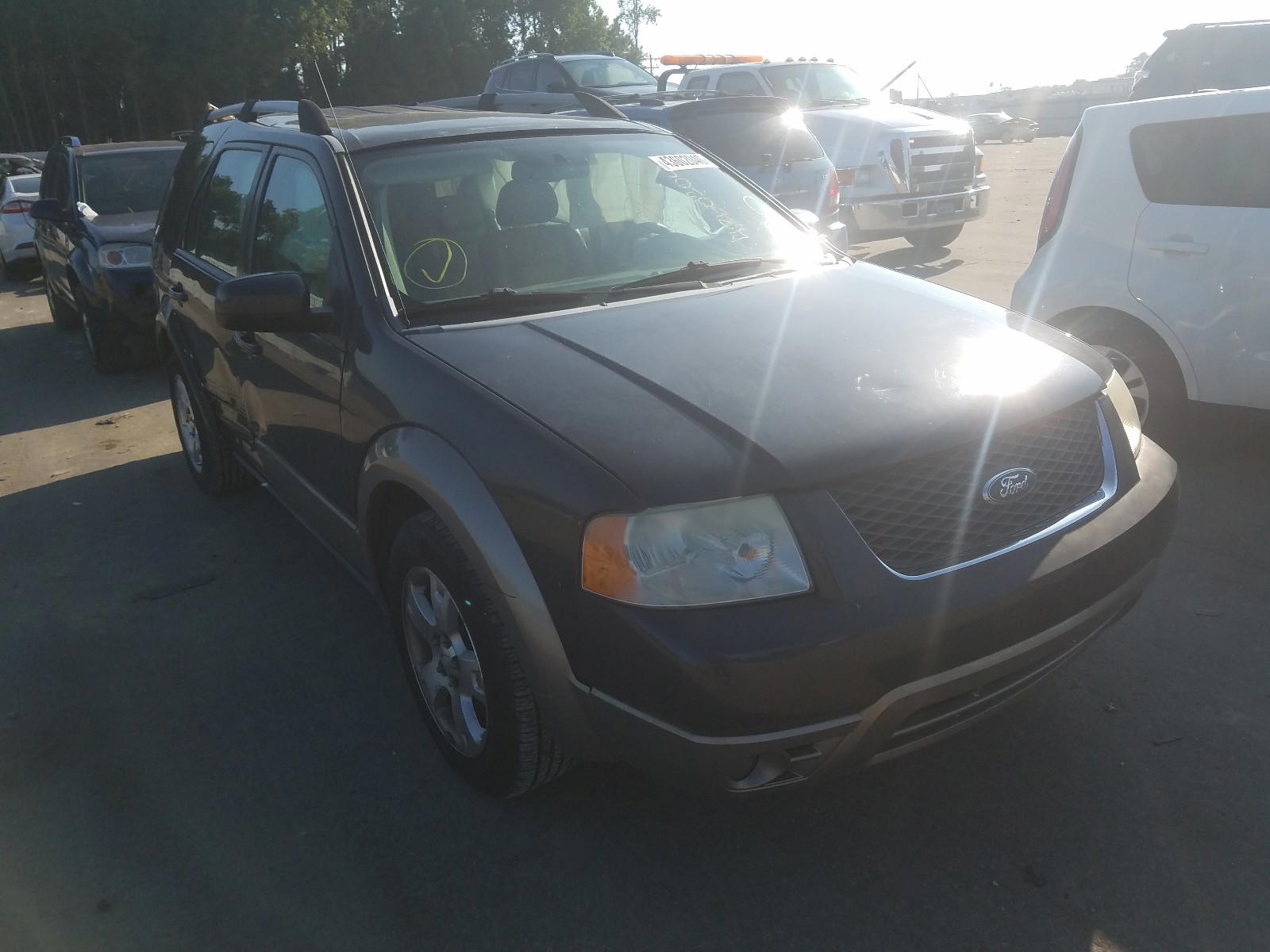 FORD FREESTYLE 2007 with VIN 1FMDK02127GA35945 - Photo from auction