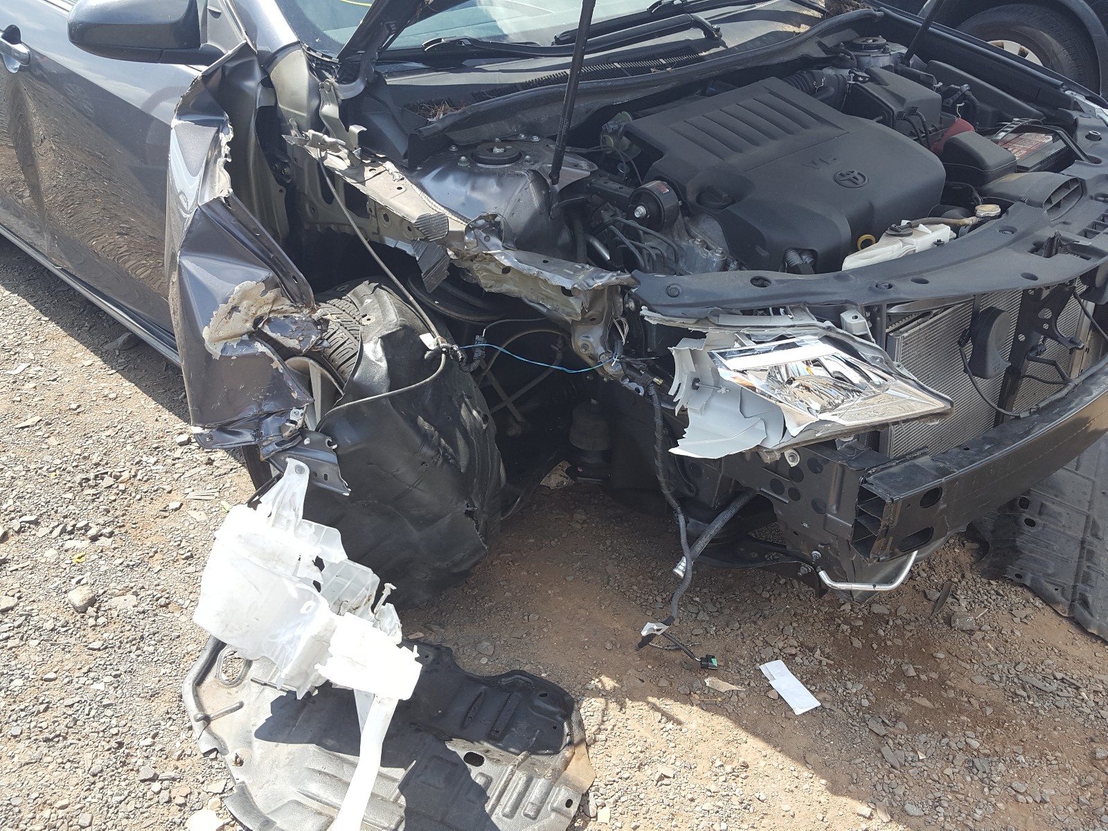 Photo 9 from auction – 2014 TOYOTA CAMRY SE with VIN 4T1BK1FK7EU026396