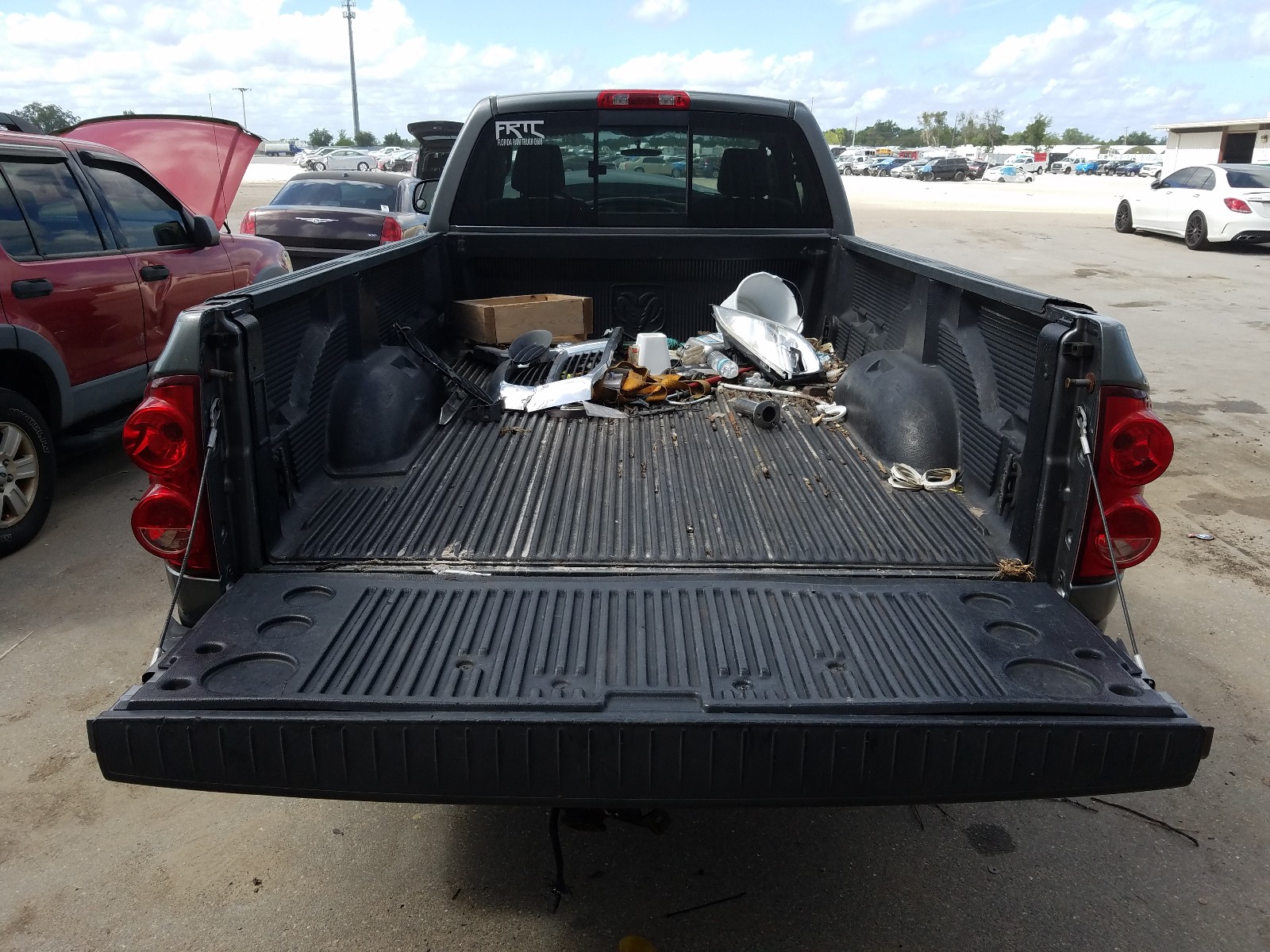Photo 9 from auction – 2007 DODGE RAM 1500 S with VIN 1D7HA16P27J521063