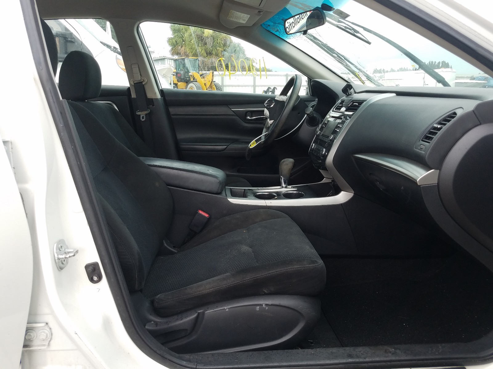 Photo 5 from auction – 2015 NISSAN ALTIMA 2.5 with VIN 1N4AL3AP6FC454694