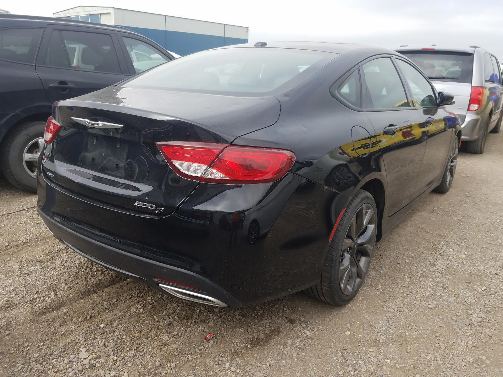 Photo 4 from auction – 2016 CHRYSLER 200 S with VIN 1C3CCCDG0GN168316