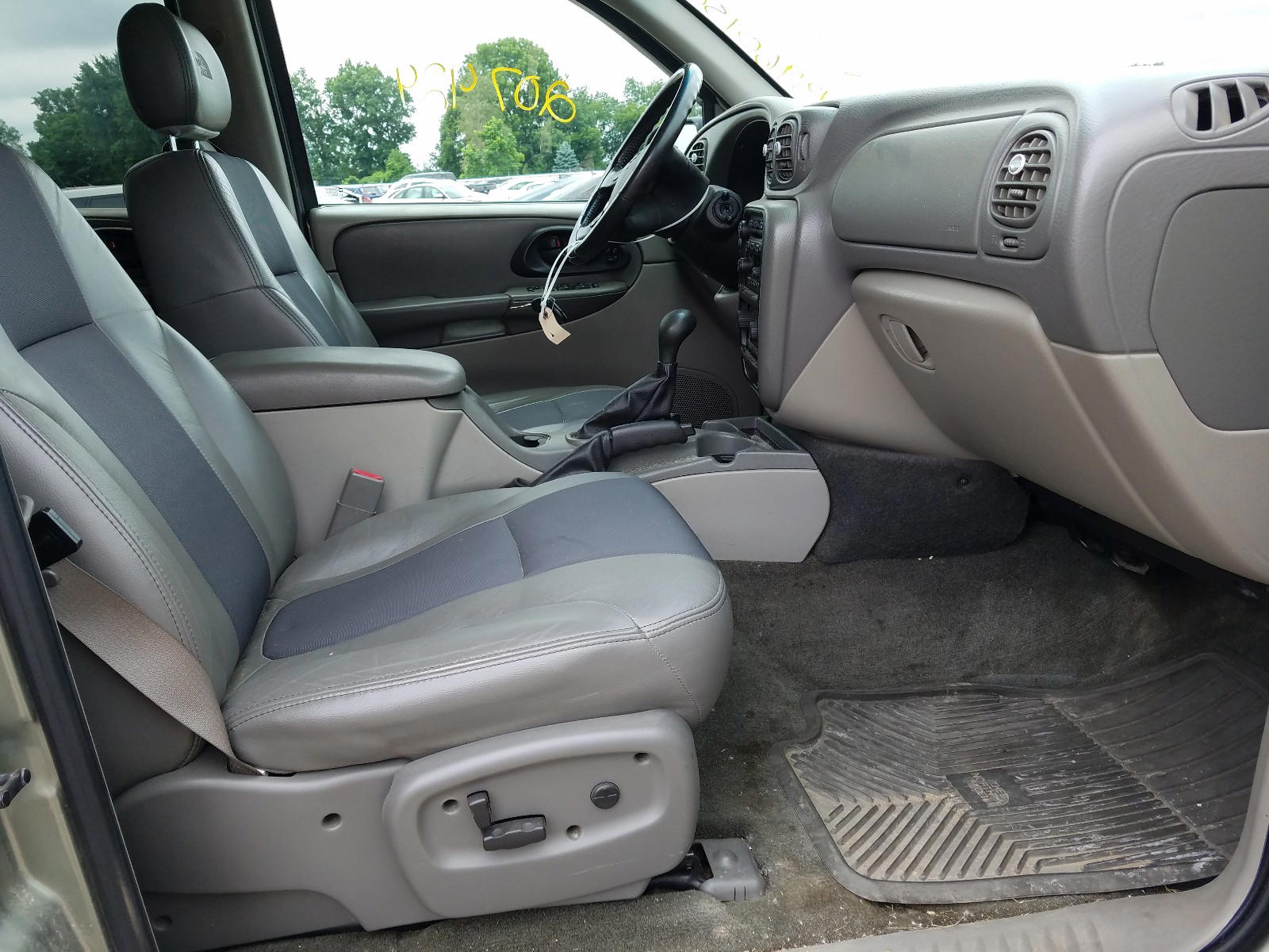 Photo 5 from auction – 2003 CHEVROLET TRAILBLAZE with VIN 1GNET16S336211326