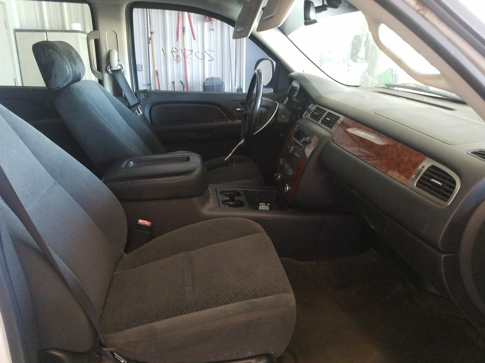 Photo 5 from auction – 2007 CHEVROLET TAHOE C150 with VIN 1GNFC13J97R175372