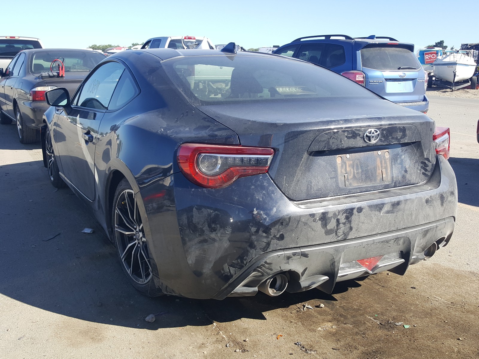 Zdjęcie 3 z aukcji – 2017 TOYOTA 86 BASE z VIN JF1ZNAA14H9705855