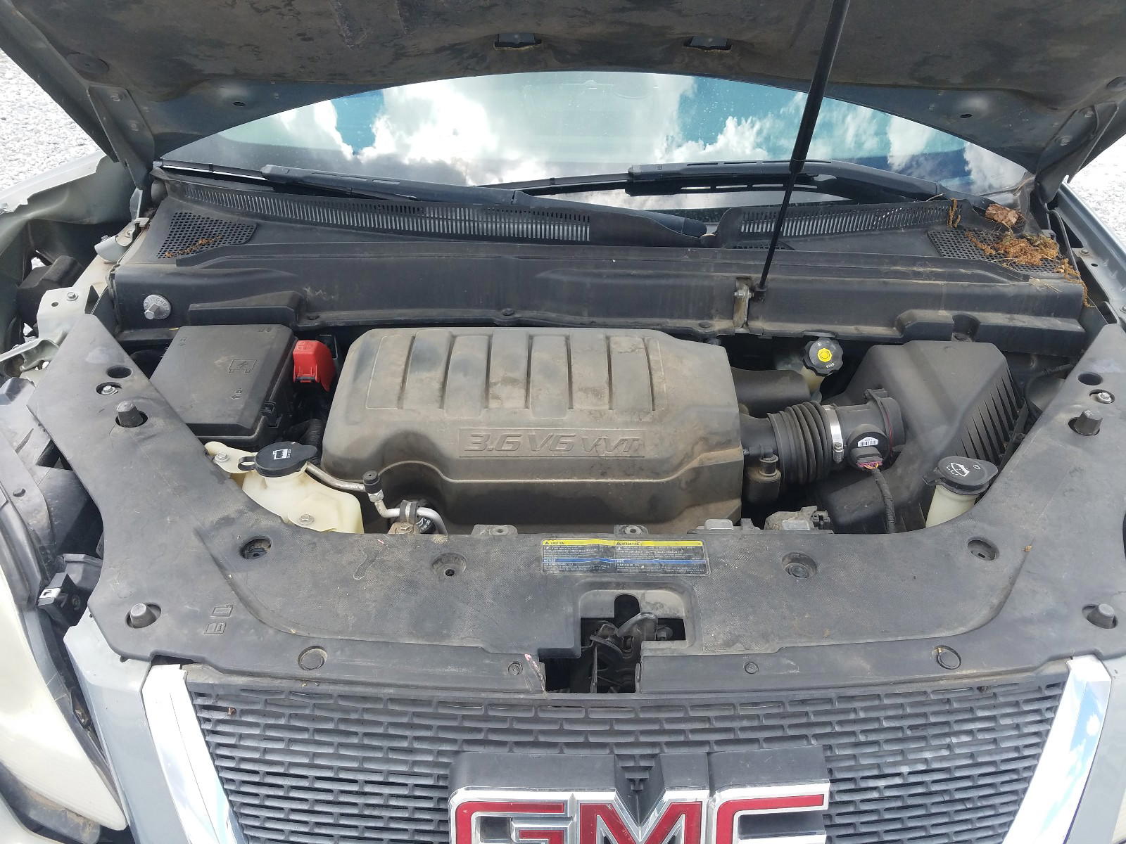 Photo 7 from auction – 2008 GMC ACADIA SLT with VIN 1GKER23738J239133