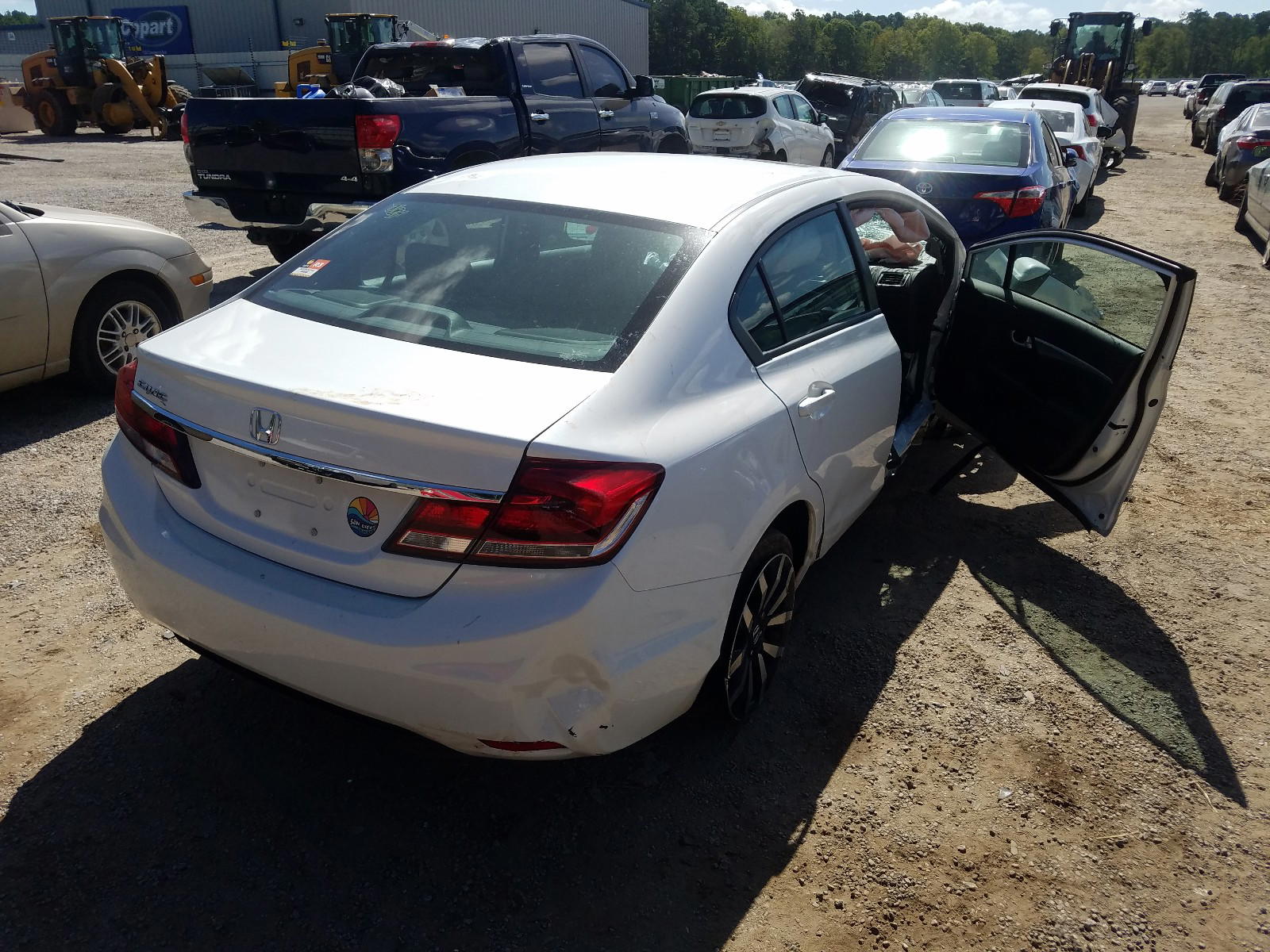 Photo 4 from auction – 2015 HONDA CIVIC EXL with VIN 19XFB2F96FE237288