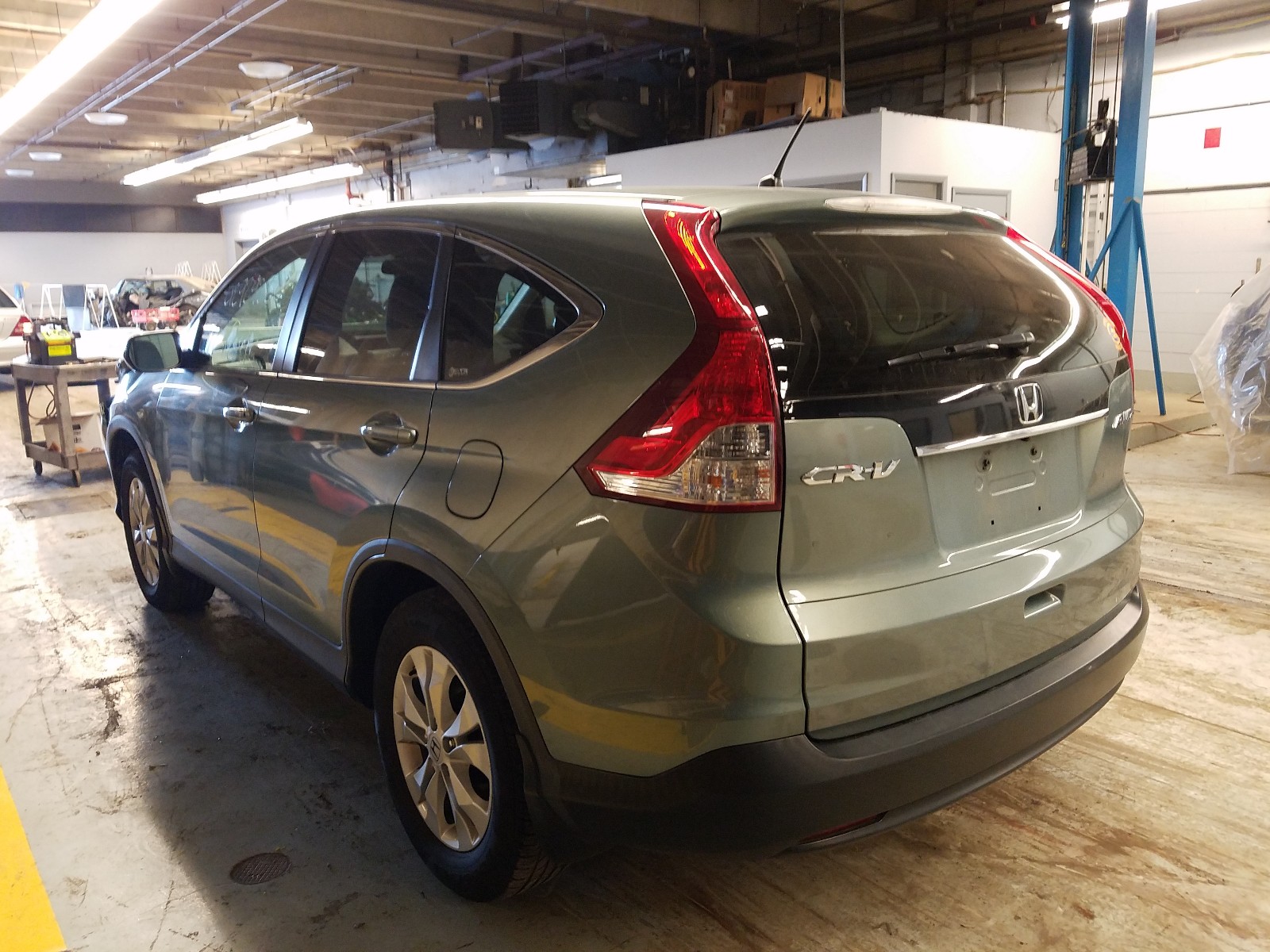 Photo 3 from auction – 2012 HONDA CR-V EX with VIN 5J6RM4H51CL017793