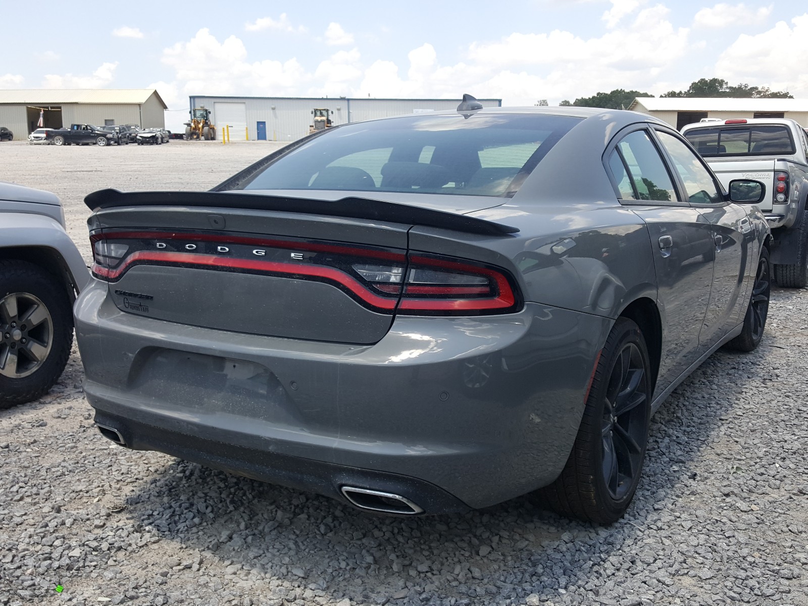 Photo 4 from auction – 2018 DODGE CHARGER SX with VIN 2C3CDXHG8JH163184