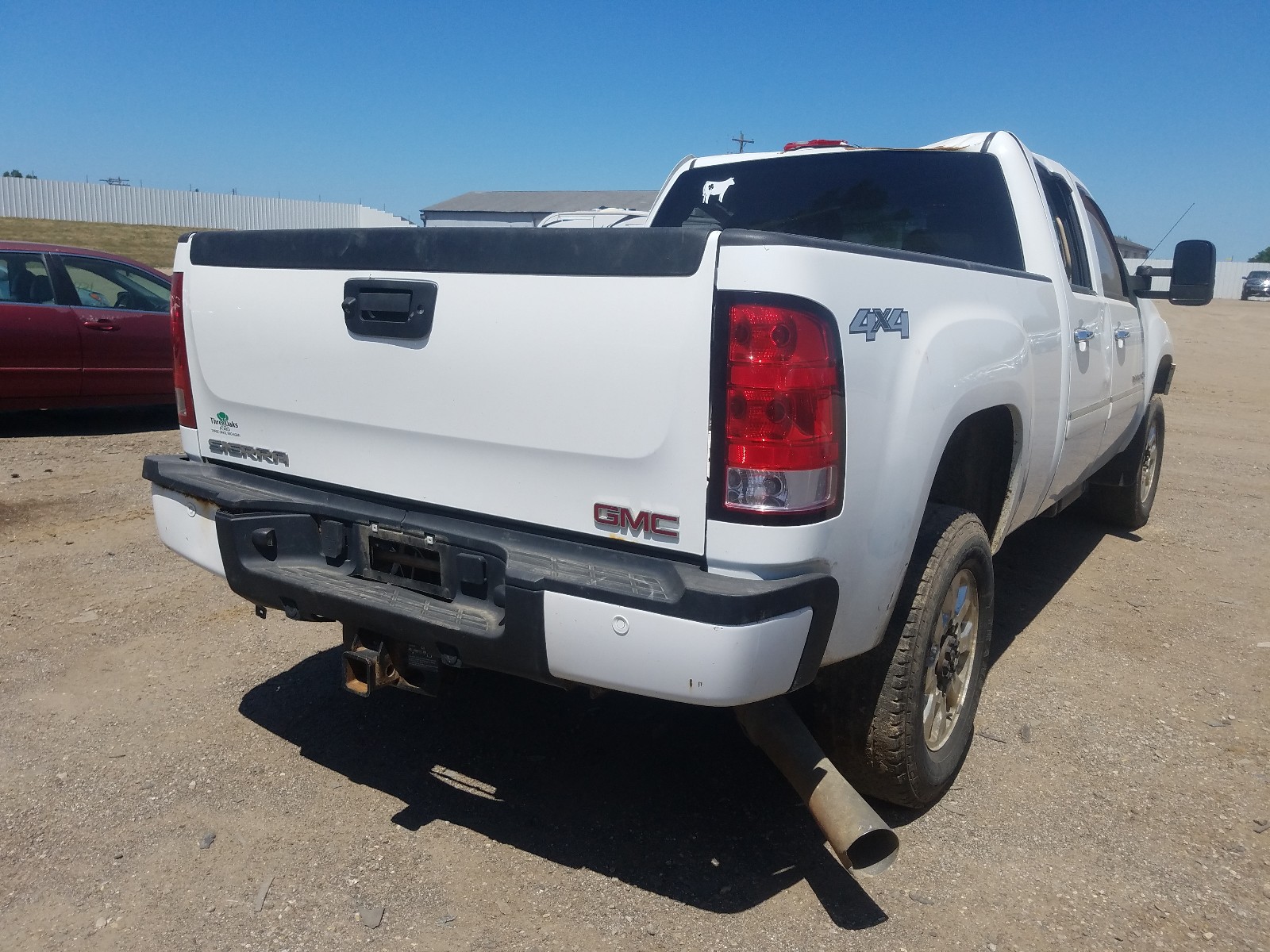 Photo 4 from auction – 2012 GMC SIERRA K25 with VIN 1GT125E81CF178107