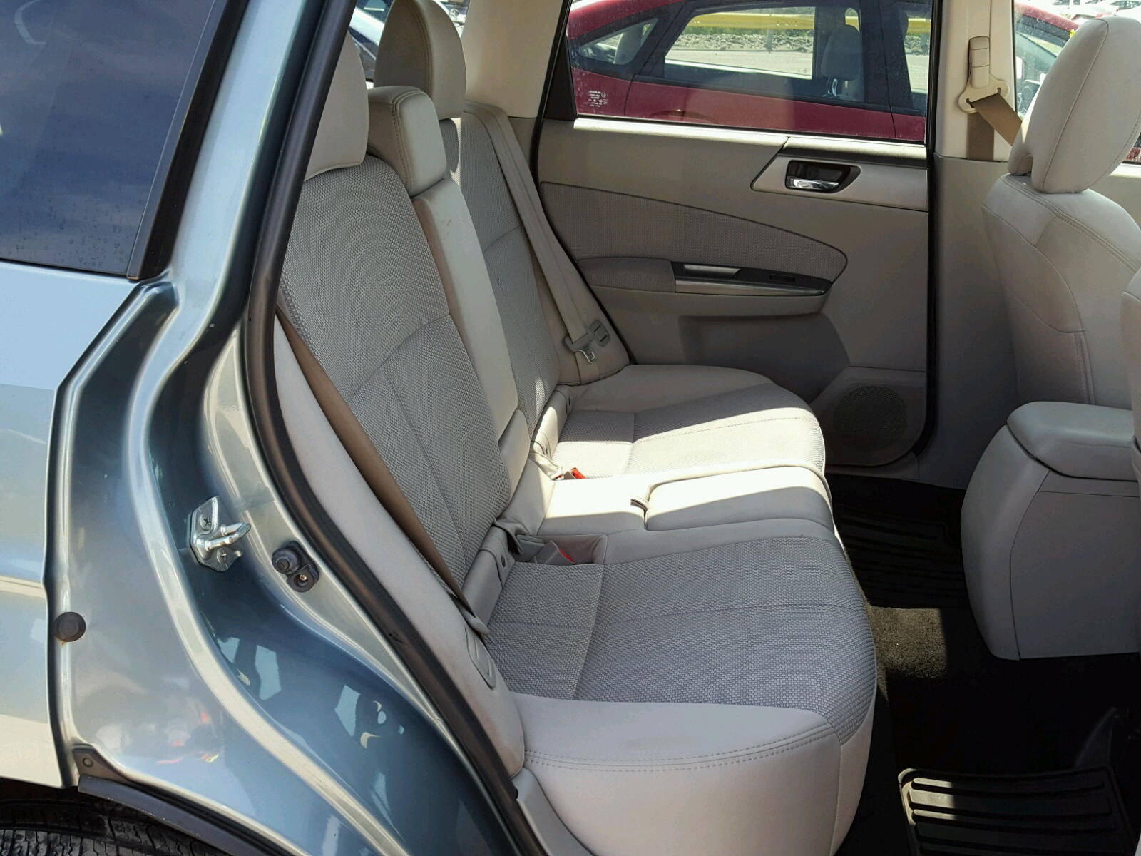 Photo 6 from auction – 2011 SUBARU FORESTER 2 with VIN JF2SHBDCXBG775936