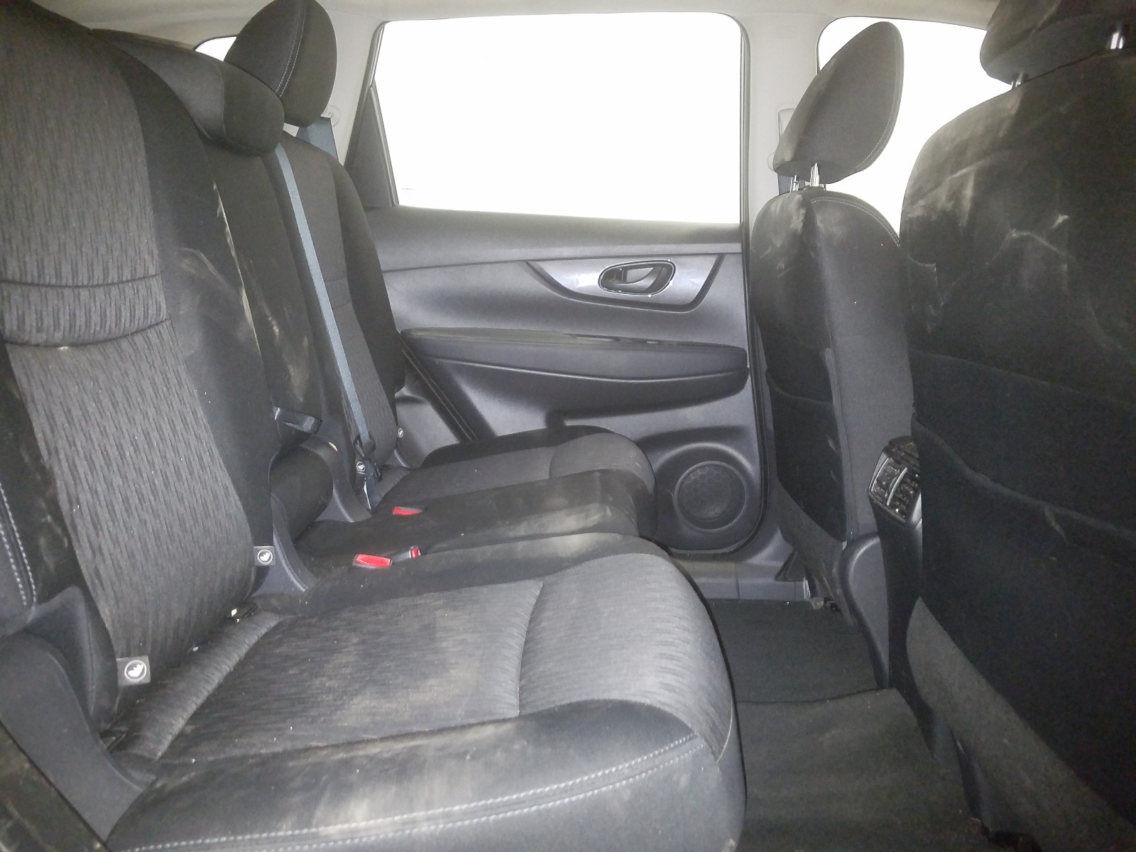 Photo 6 from auction – 2019 NISSAN ROGUE S with VIN KNMAT2MV4KP514960