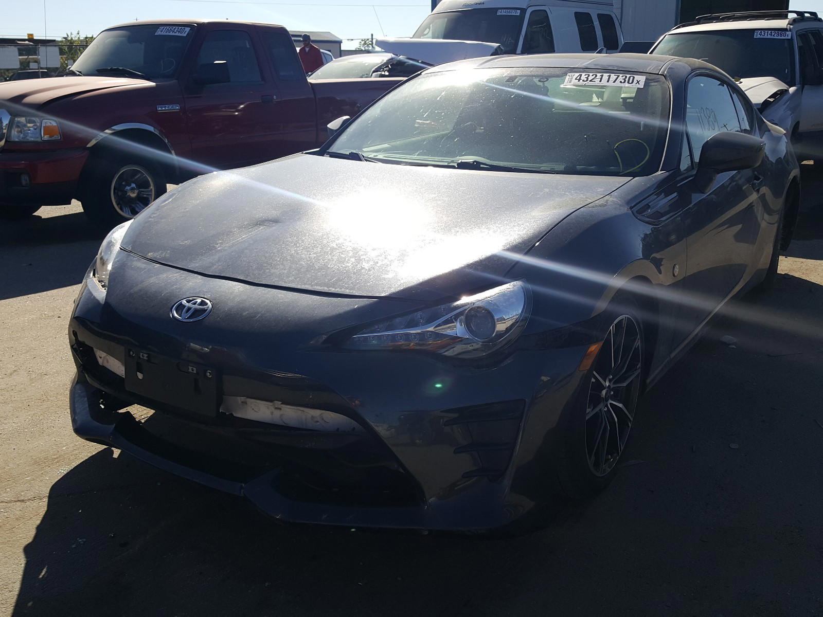 Photo 2 from auction – 2017 TOYOTA 86 BASE with VIN JF1ZNAA14H9705855