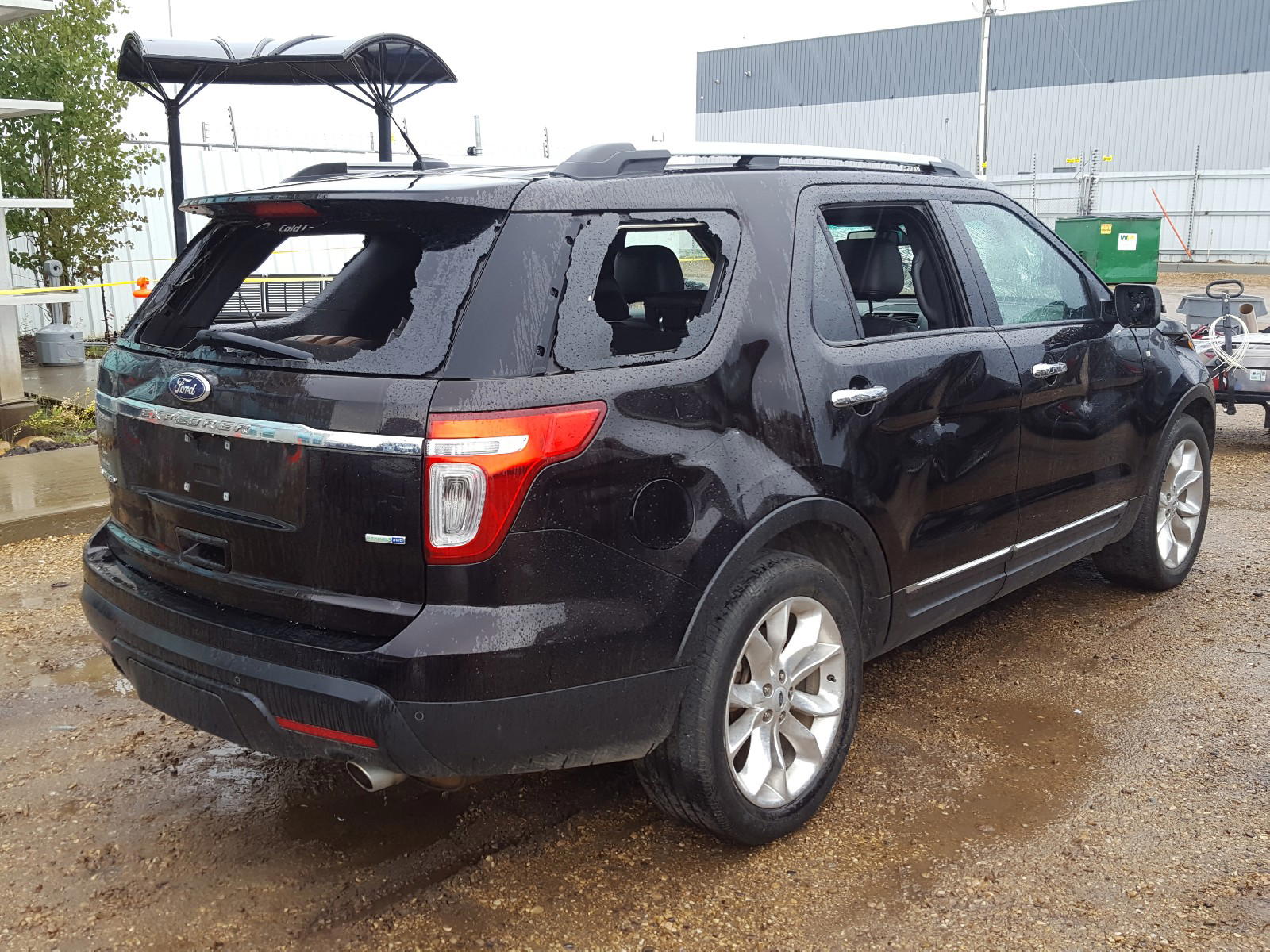 Photo 4 from auction – 2014 FORD EXPLORER L with VIN 1FM5K8F89EGC41335