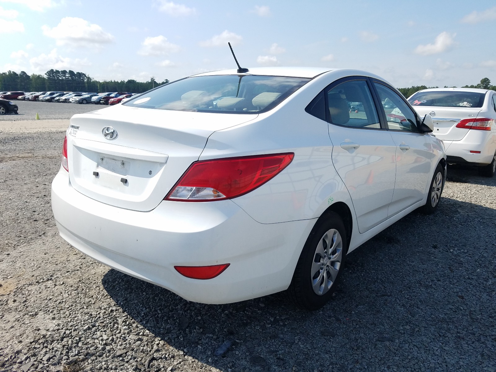 Photo 4 from auction – 2017 HYUNDAI ACCENT SE with VIN KMHCT4AE8HU346013