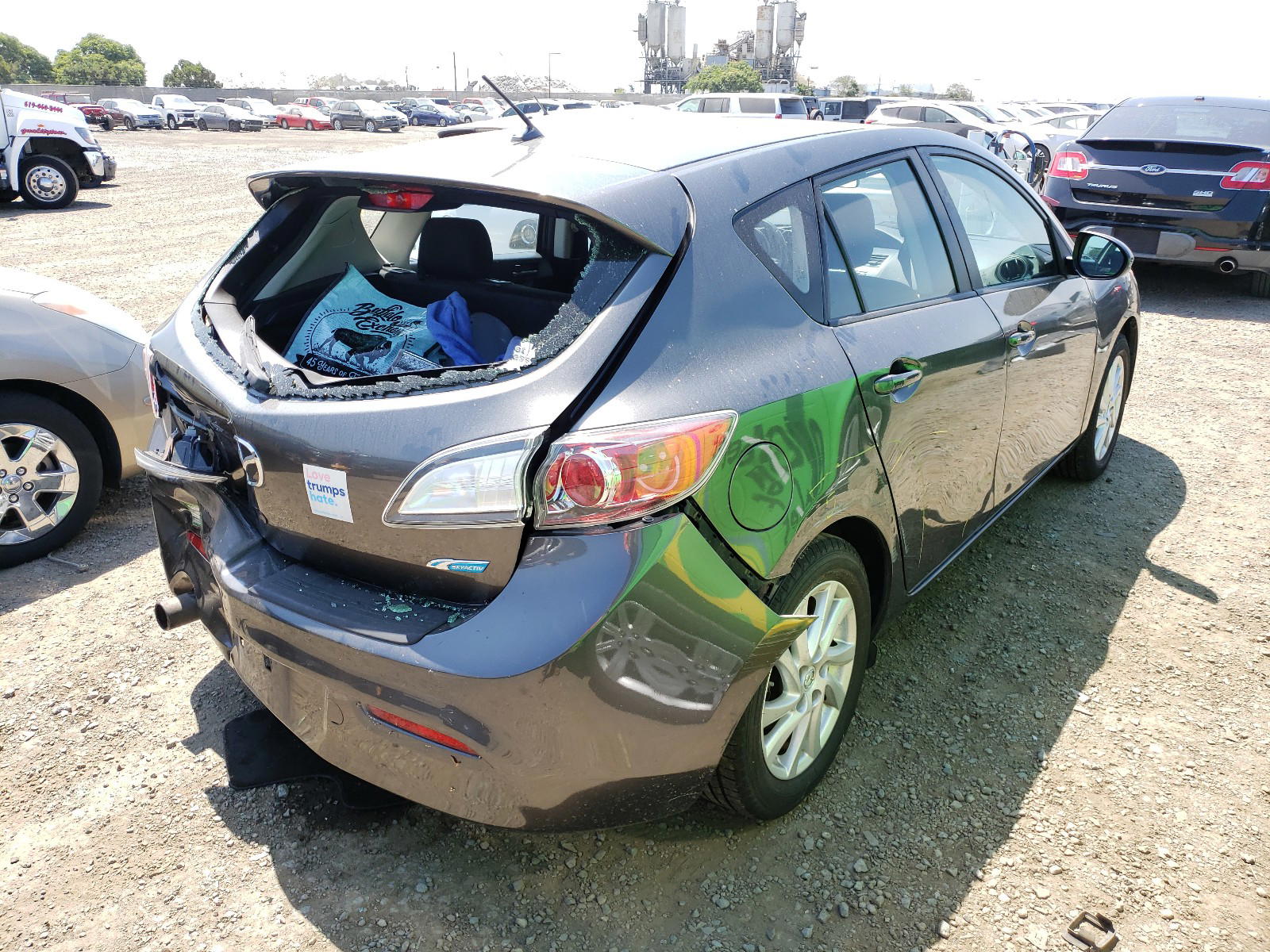 Photo 4 from auction – 2012 MAZDA 3 I with VIN JM1BL1L88C1661930