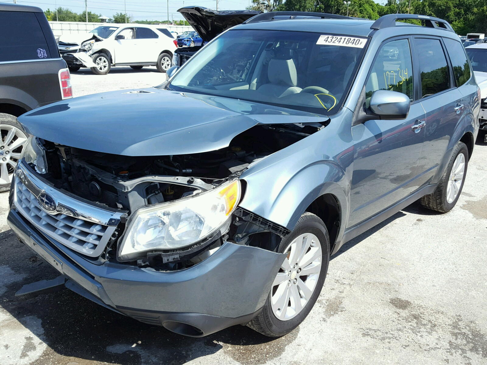 Photo 2 from auction – 2011 SUBARU FORESTER 2 with VIN JF2SHBDCXBG775936