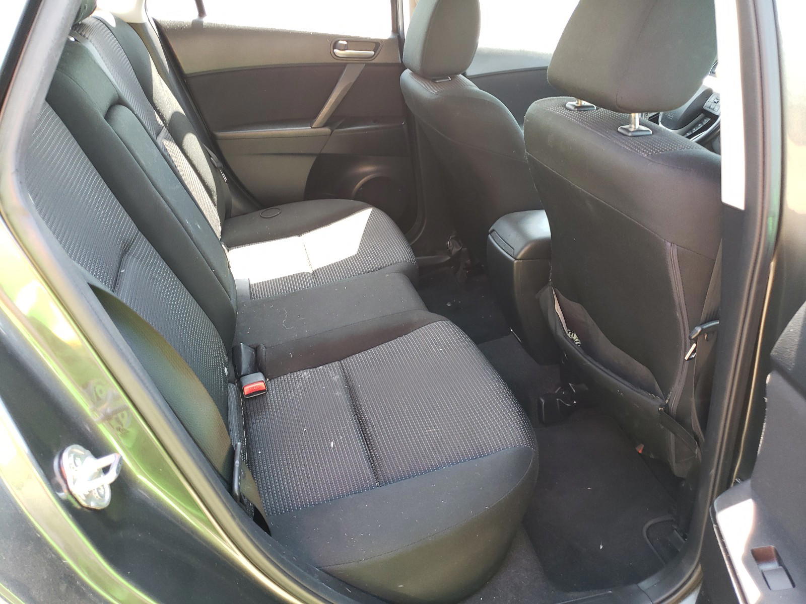 Photo 6 from auction – 2012 MAZDA 3 I with VIN JM1BL1L88C1661930