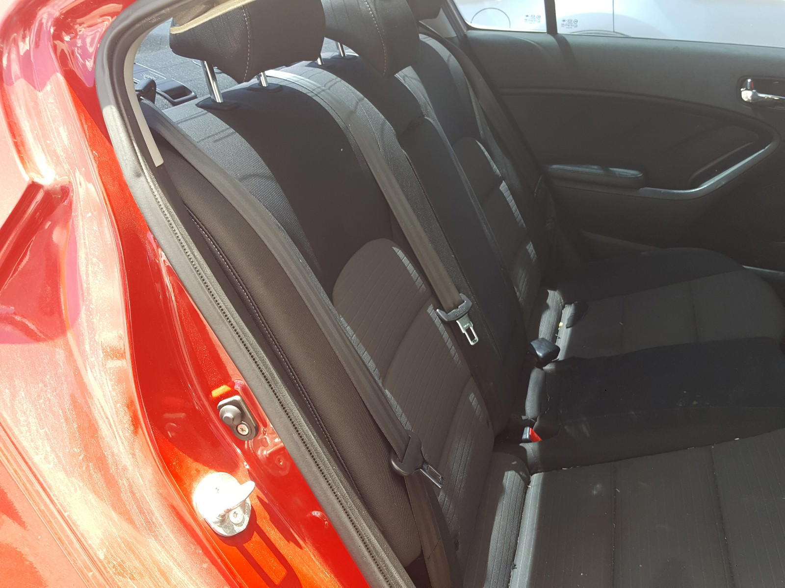Photo 6 from auction – 2014 KIA FORTE LX with VIN KNAFX4A61E5089424