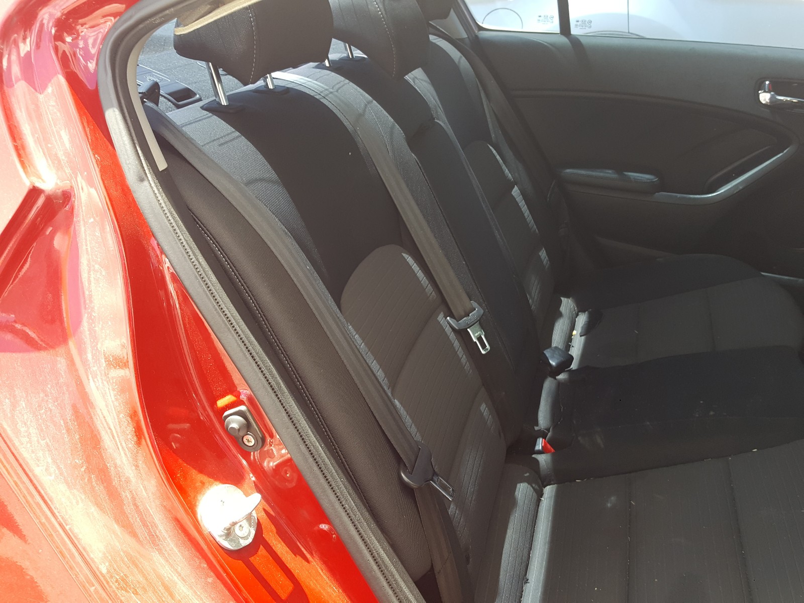 Zdjęcie 6 z aukcji – 2014 KIA FORTE LX z VIN KNAFX4A61E5089424