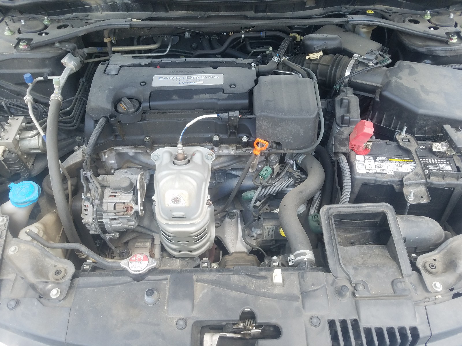 Photo 7 from auction – 2015 HONDA ACCORD EX with VIN 1HGCR2F71FA095594