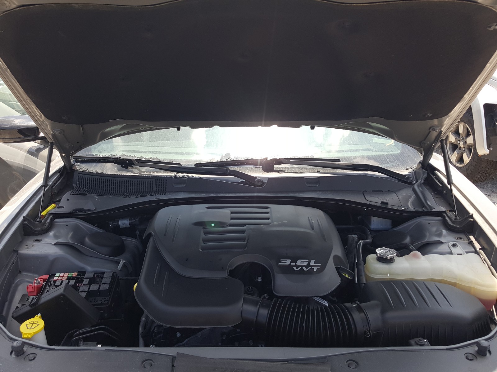 Photo 7 from auction – 2018 DODGE CHARGER SX with VIN 2C3CDXHG8JH163184