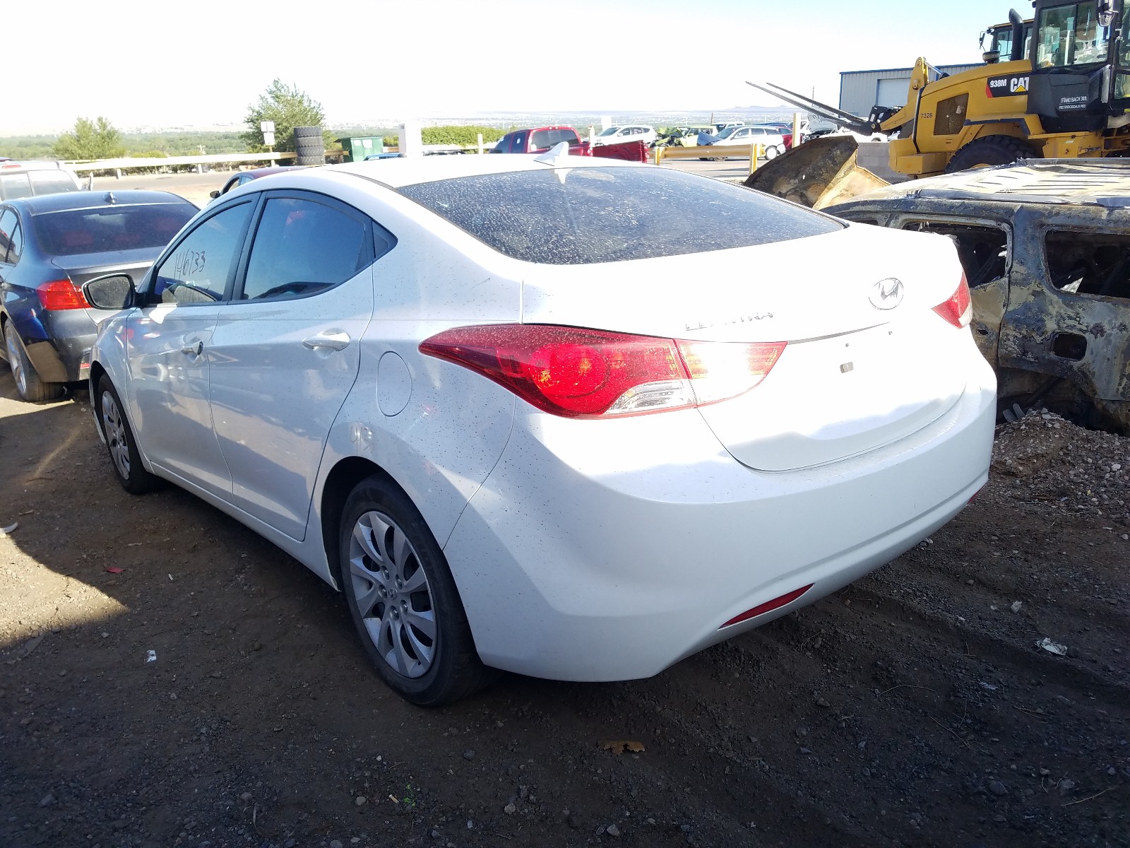 Photo 3 from auction – 2011 HYUNDAI ELANTRA GL with VIN 5NPDH4AE5BH024246