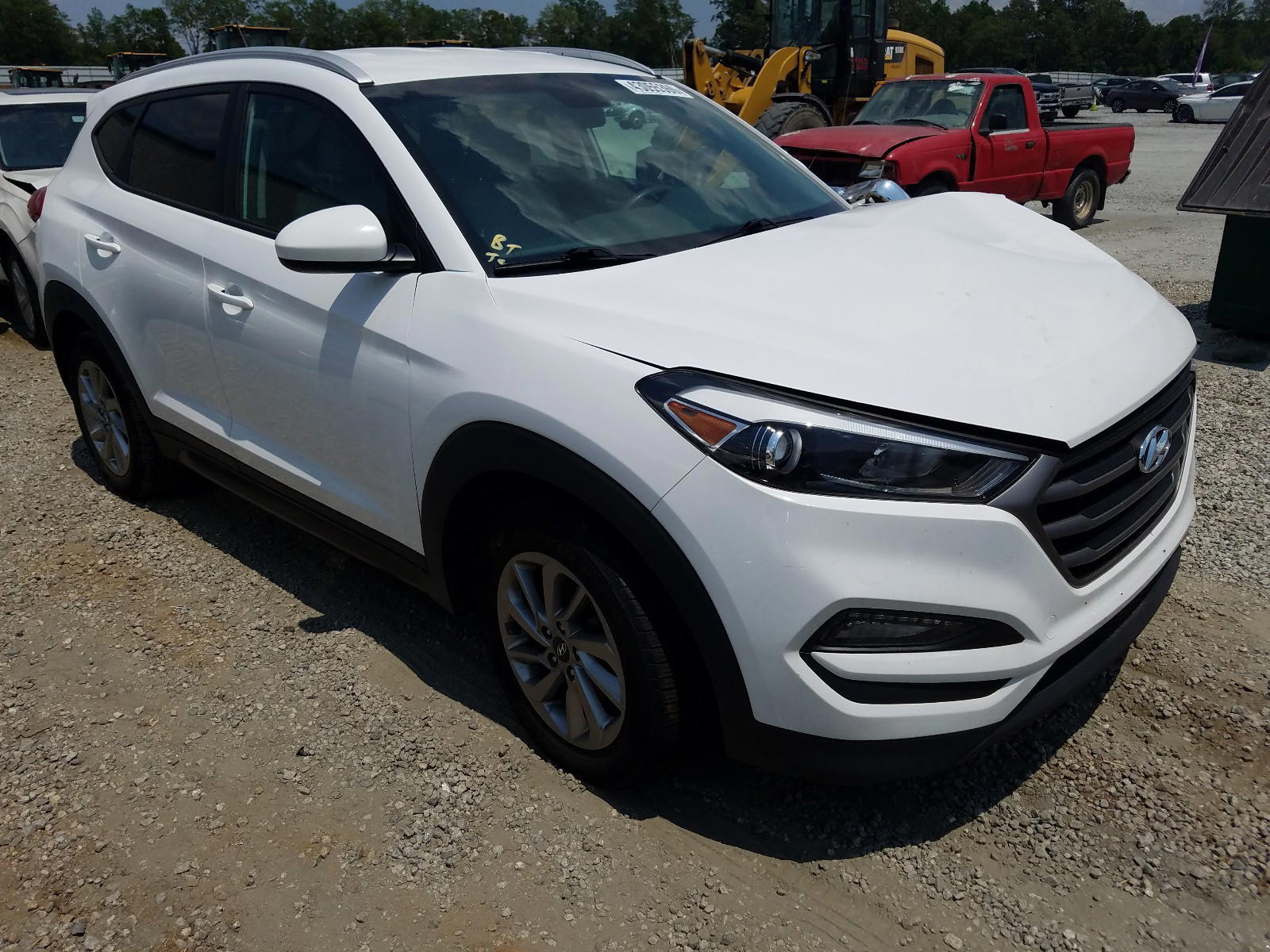 HYUNDAI TUCSON LIM 2016 with VIN KM8J3CA43GU122672 - Photo from auction