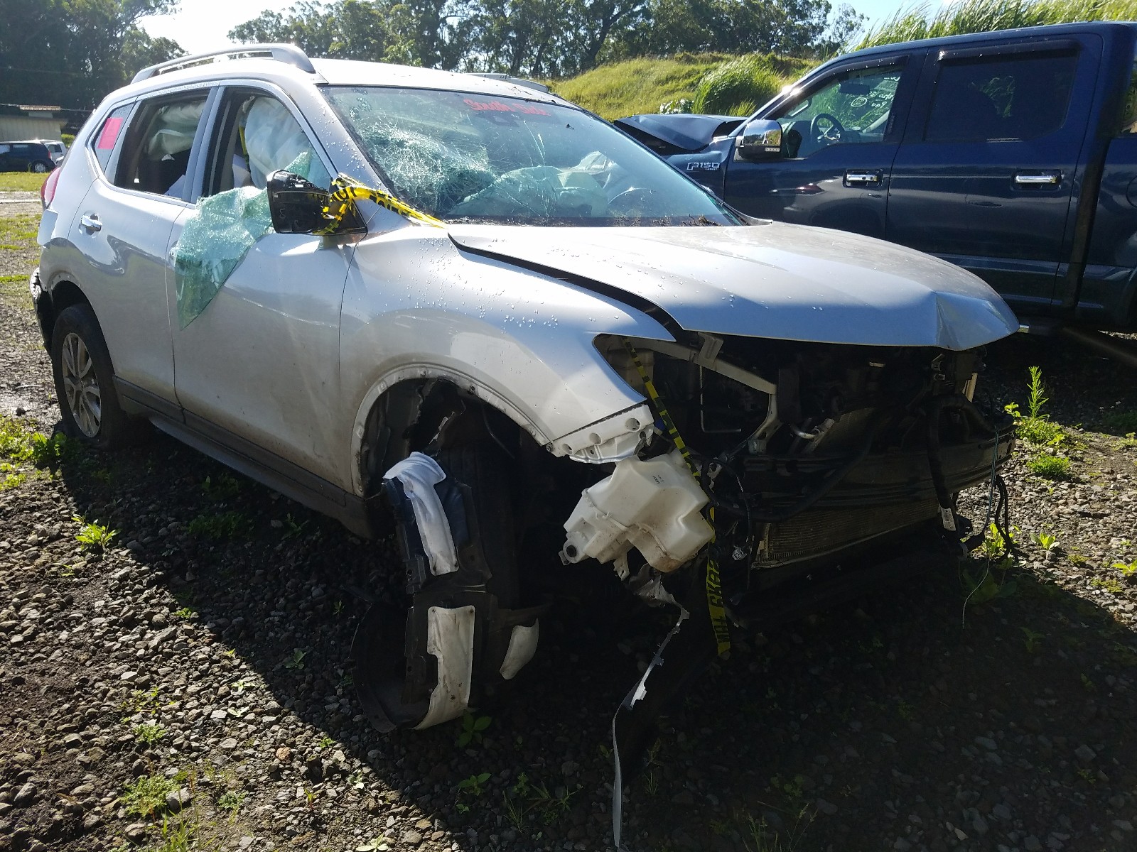 Photo 9 from auction – 2019 NISSAN ROGUE S with VIN 5N1AT2MV2KC755967