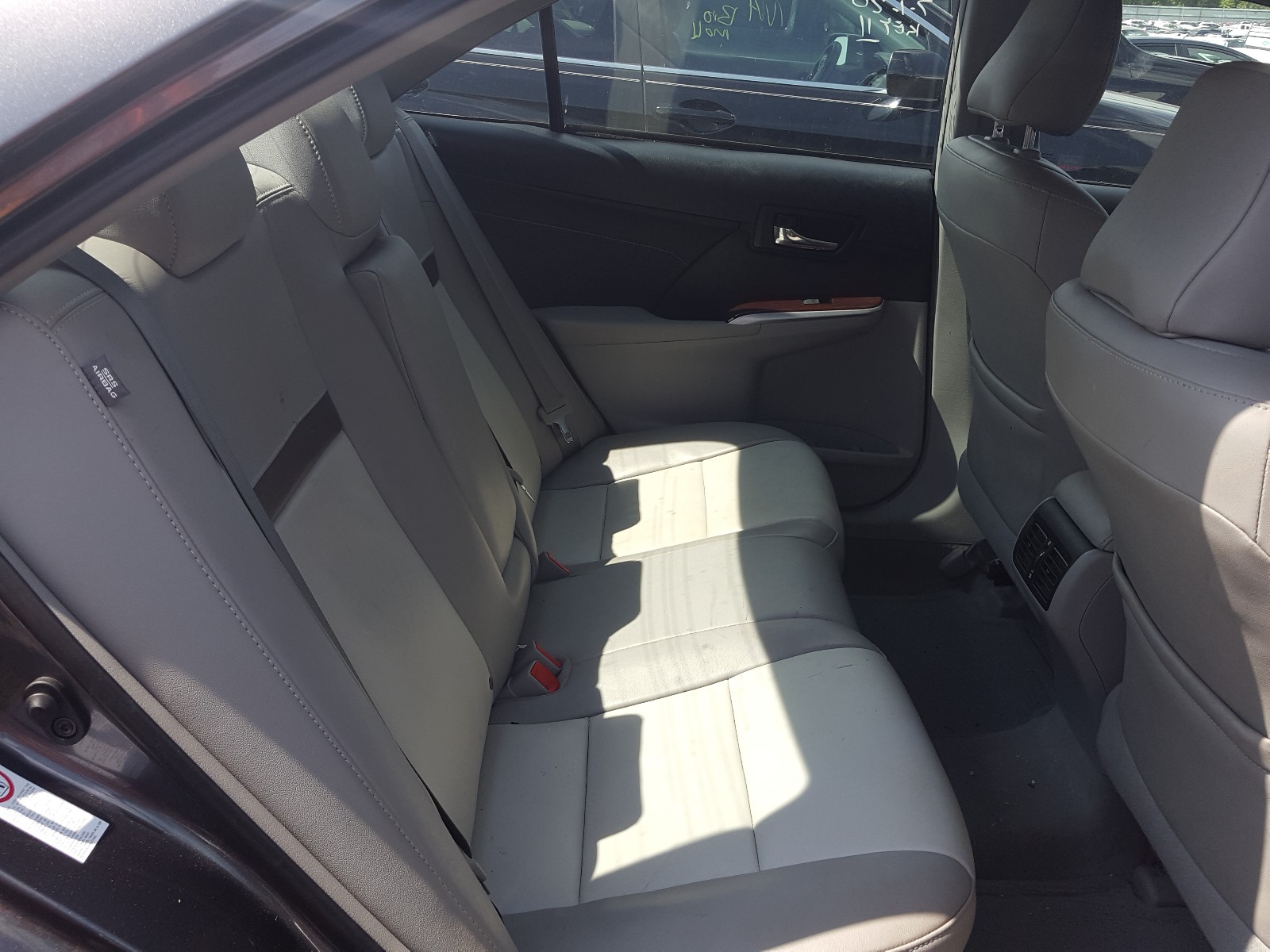 Photo 6 from auction – 2014 TOYOTA CAMRY SE with VIN 4T1BK1FK7EU026396