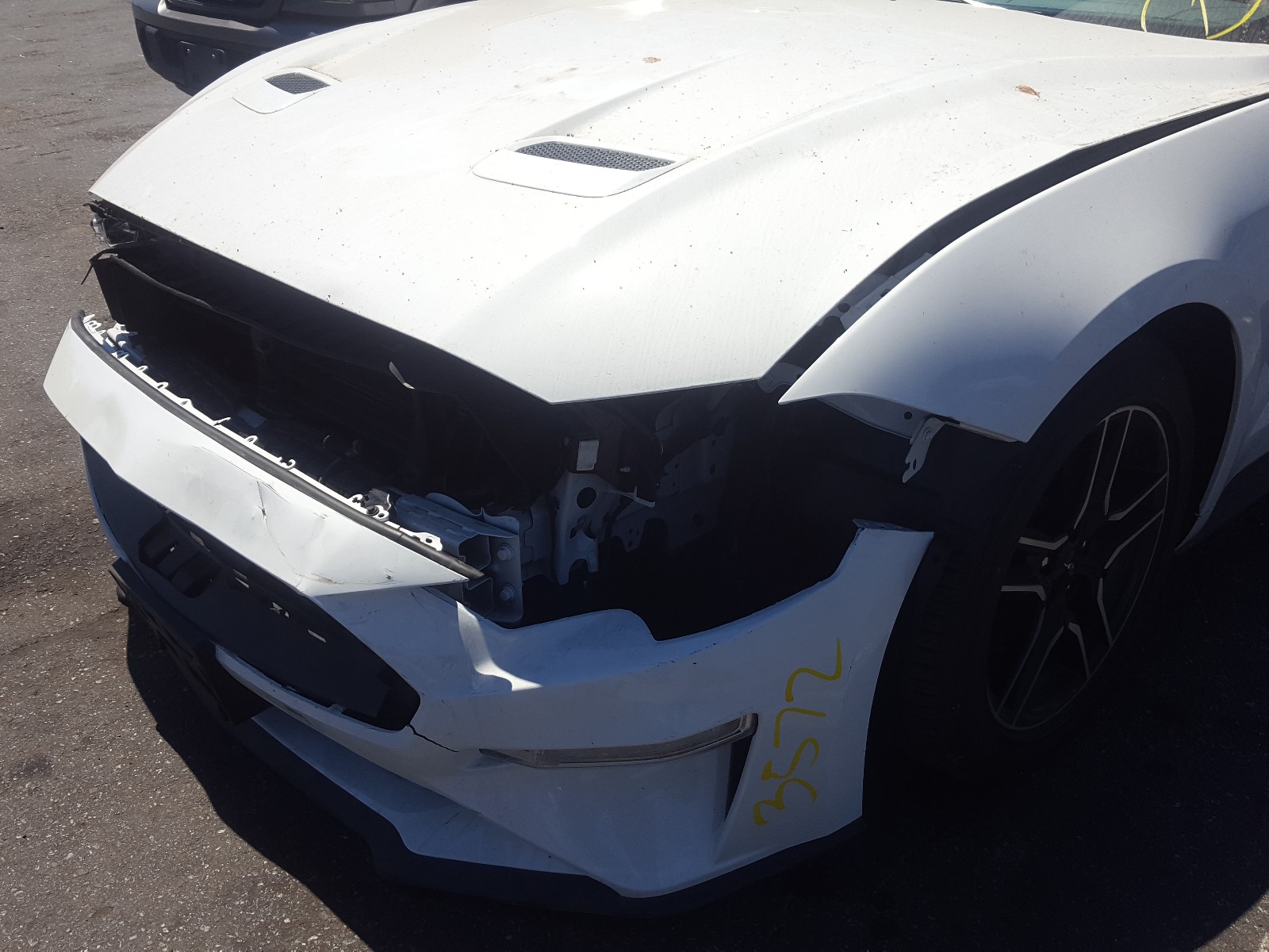 Photo 9 from auction – 2020 FORD MUSTANG with VIN 1FA6P8TH1L5136544